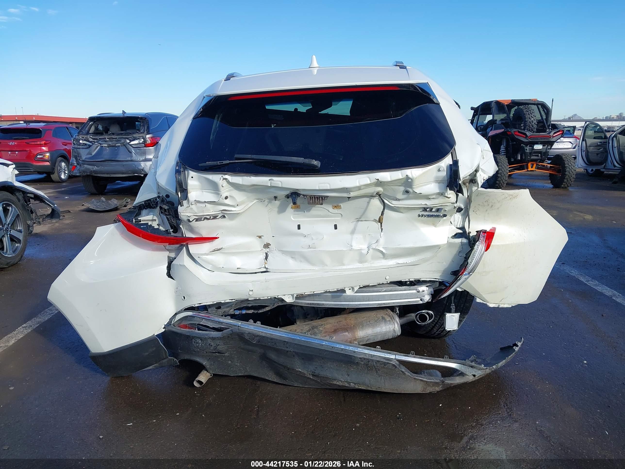 TOYOTA VENZA image 6