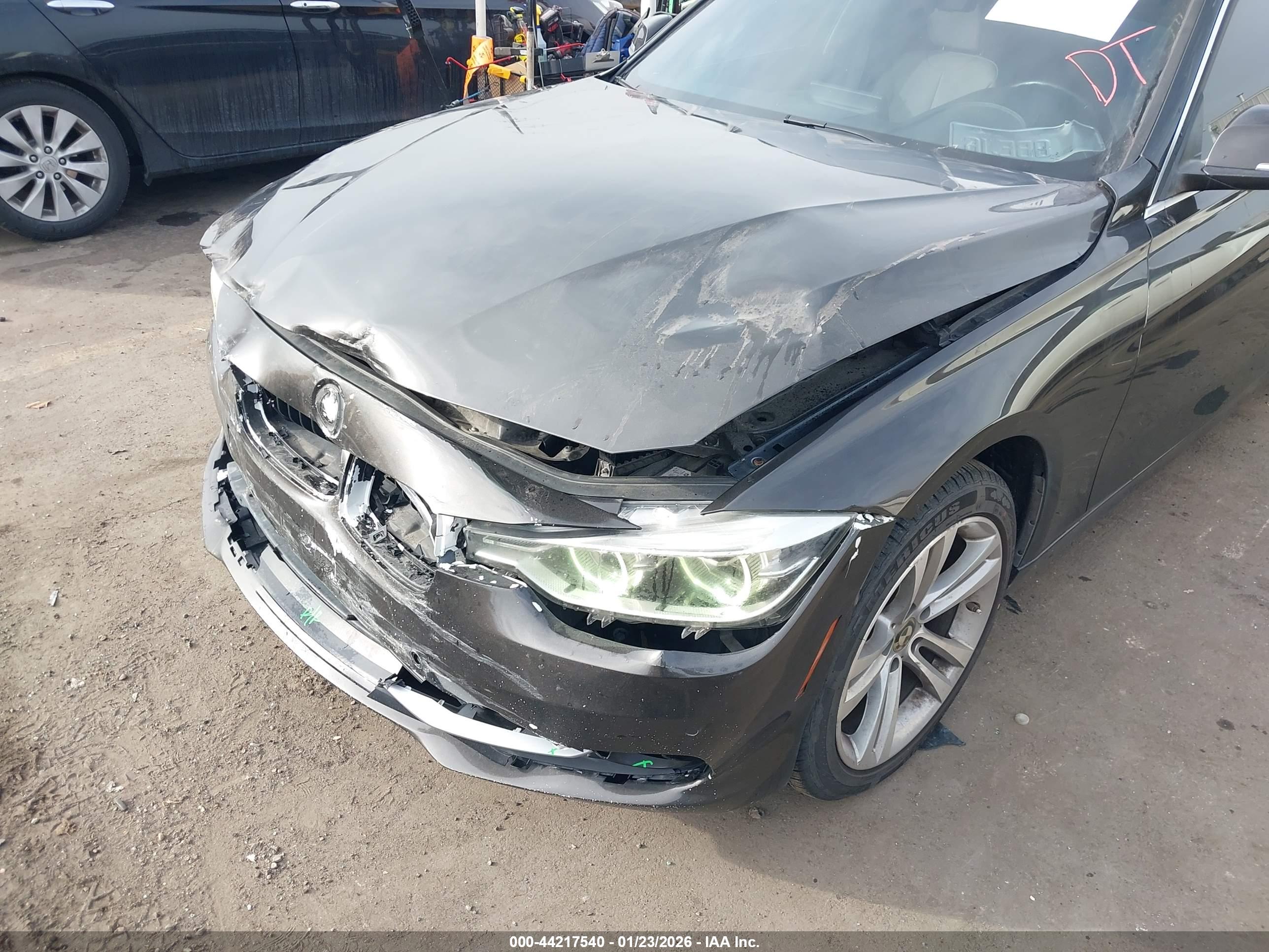 BMW 330I image 6