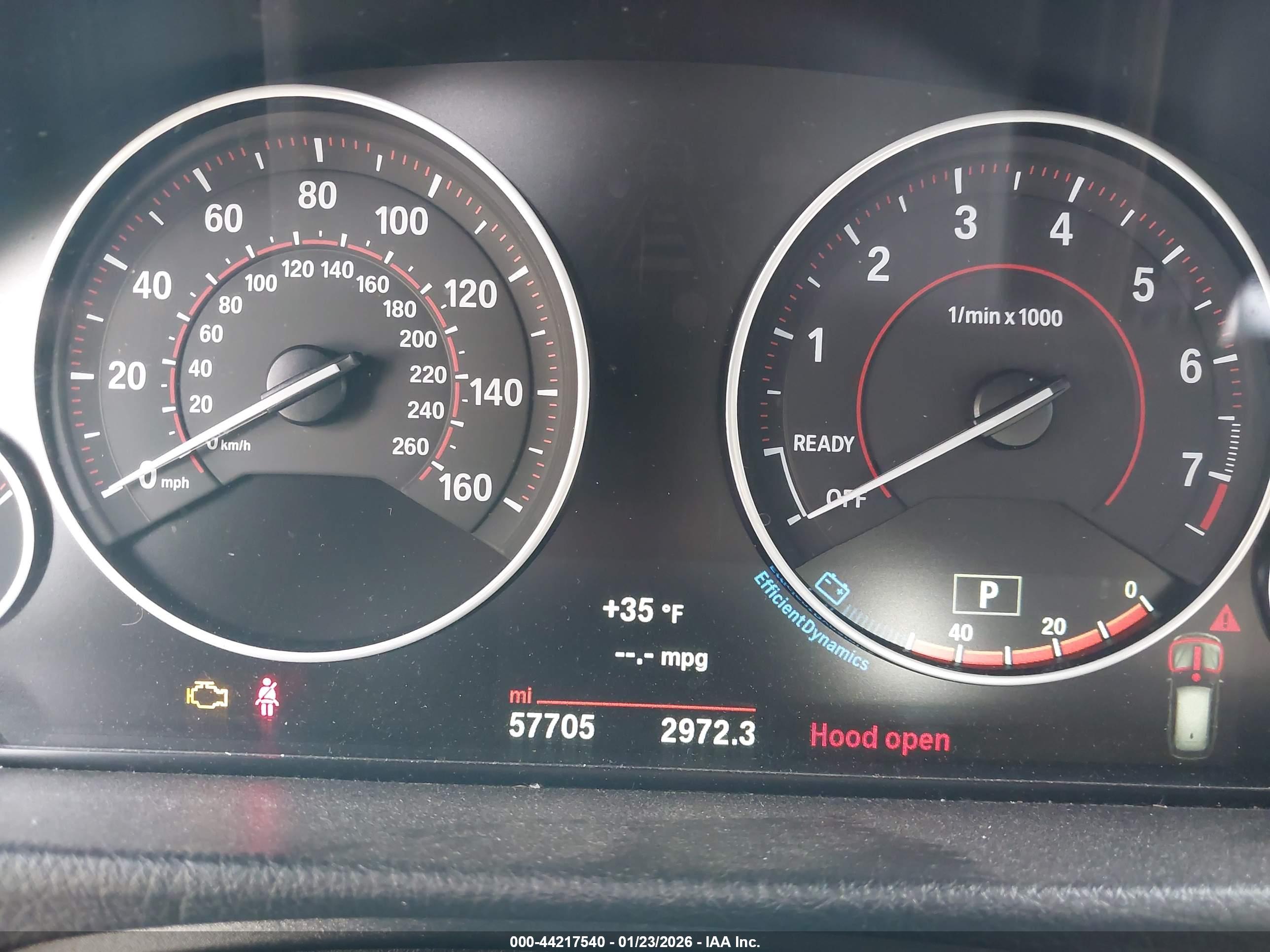 BMW 330I image 7