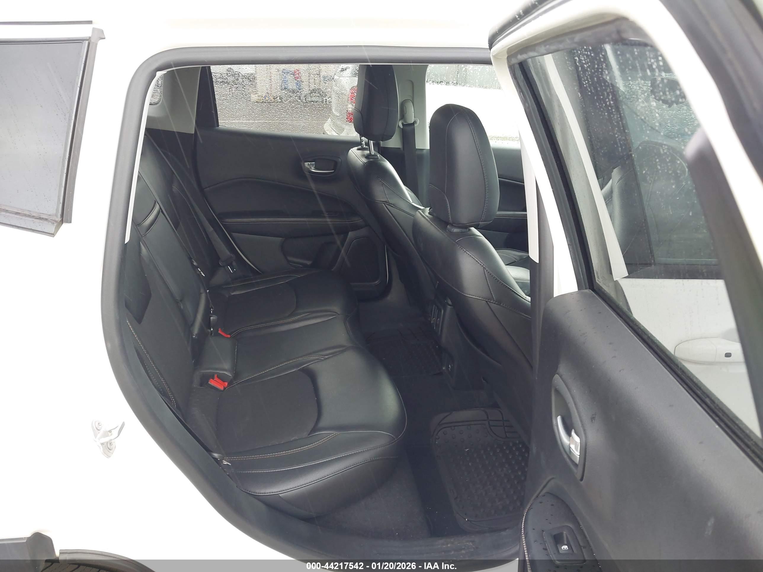 JEEP COMPASS image 8