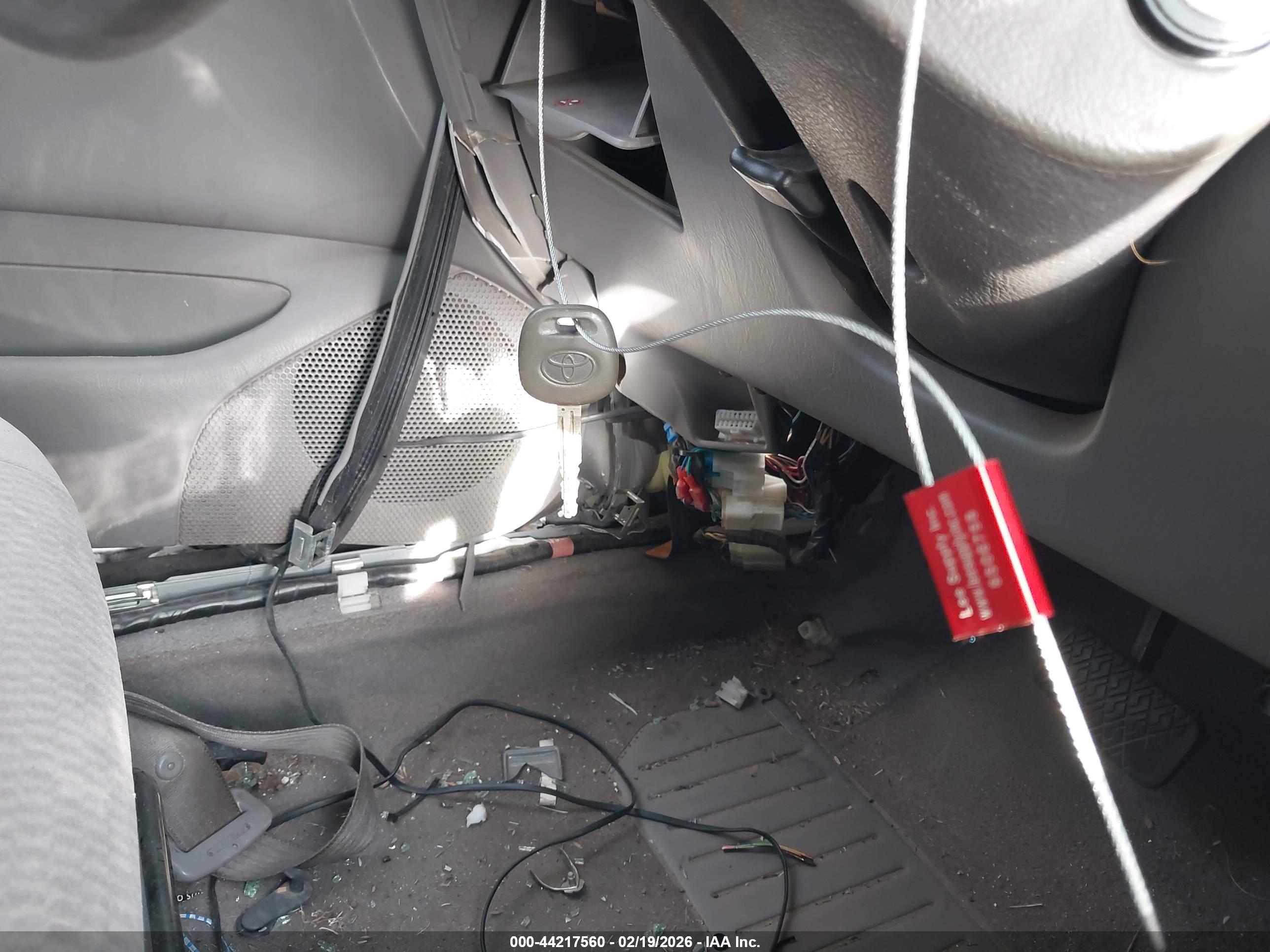 TOYOTA COROLLA image 11