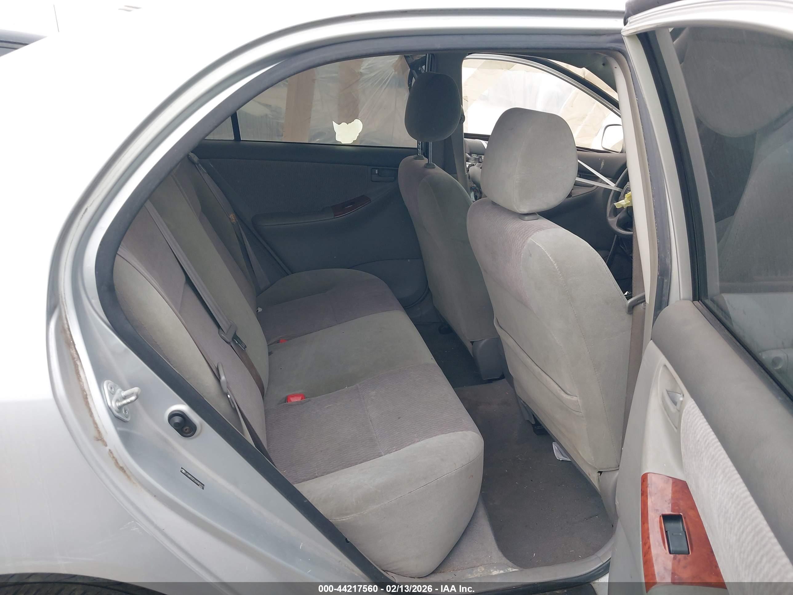 TOYOTA COROLLA image 8