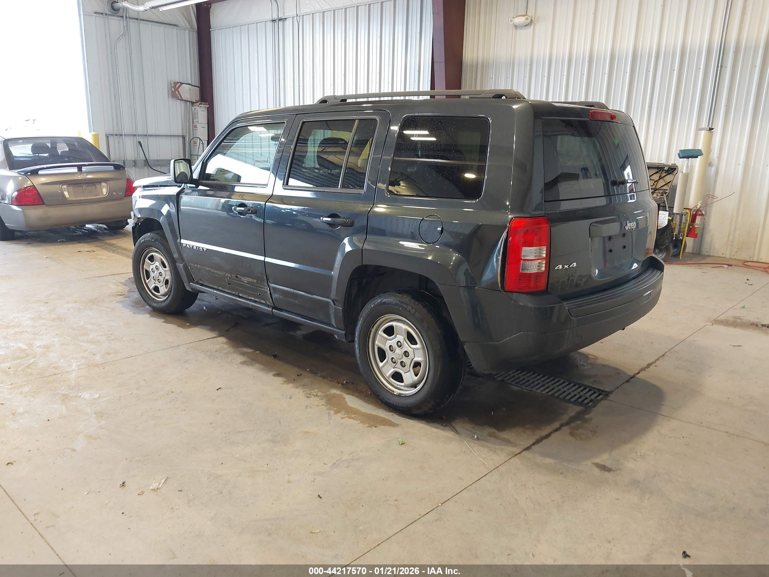 JEEP PATRIOT image 3