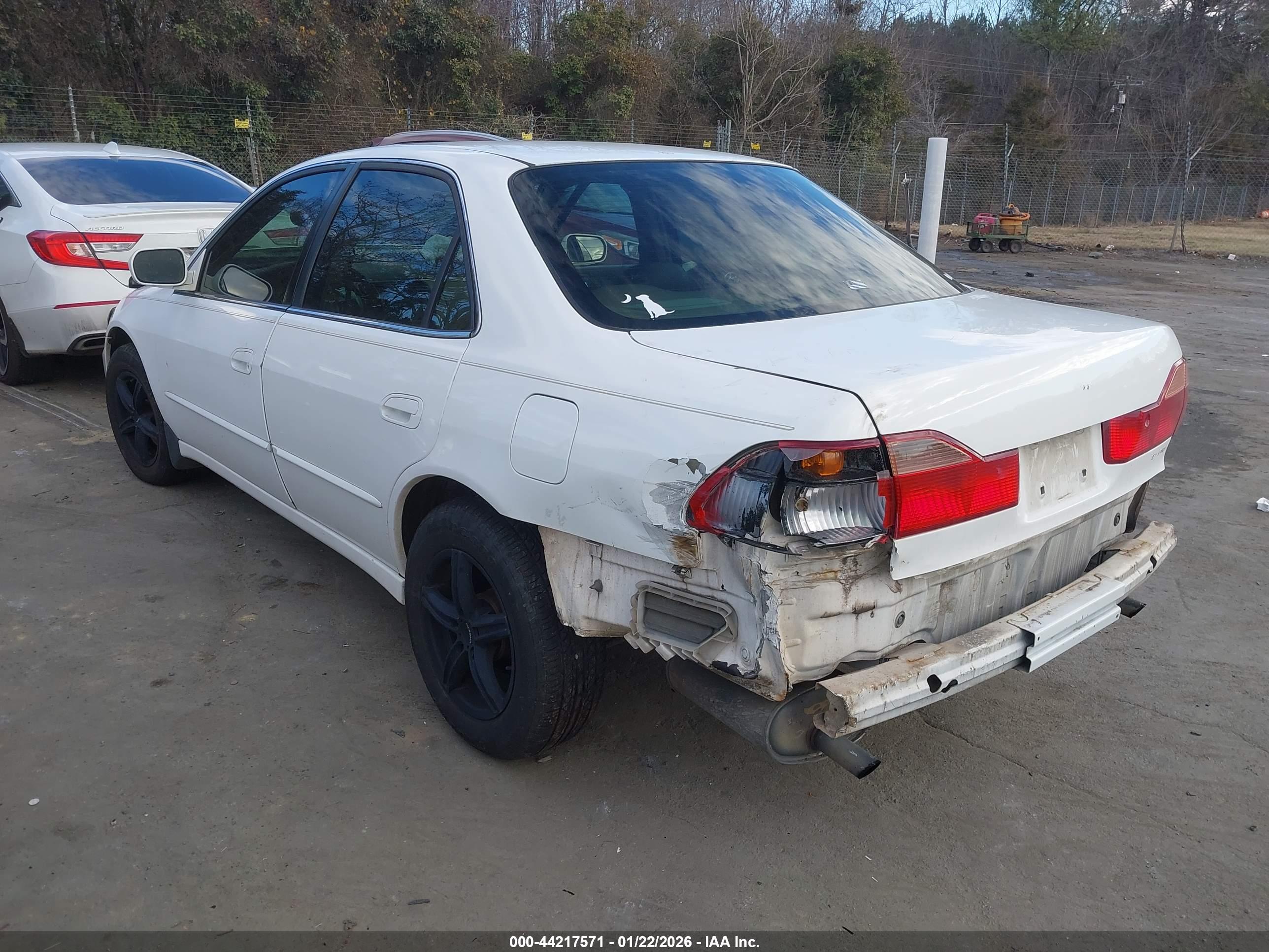 HONDA ACCORD image 3