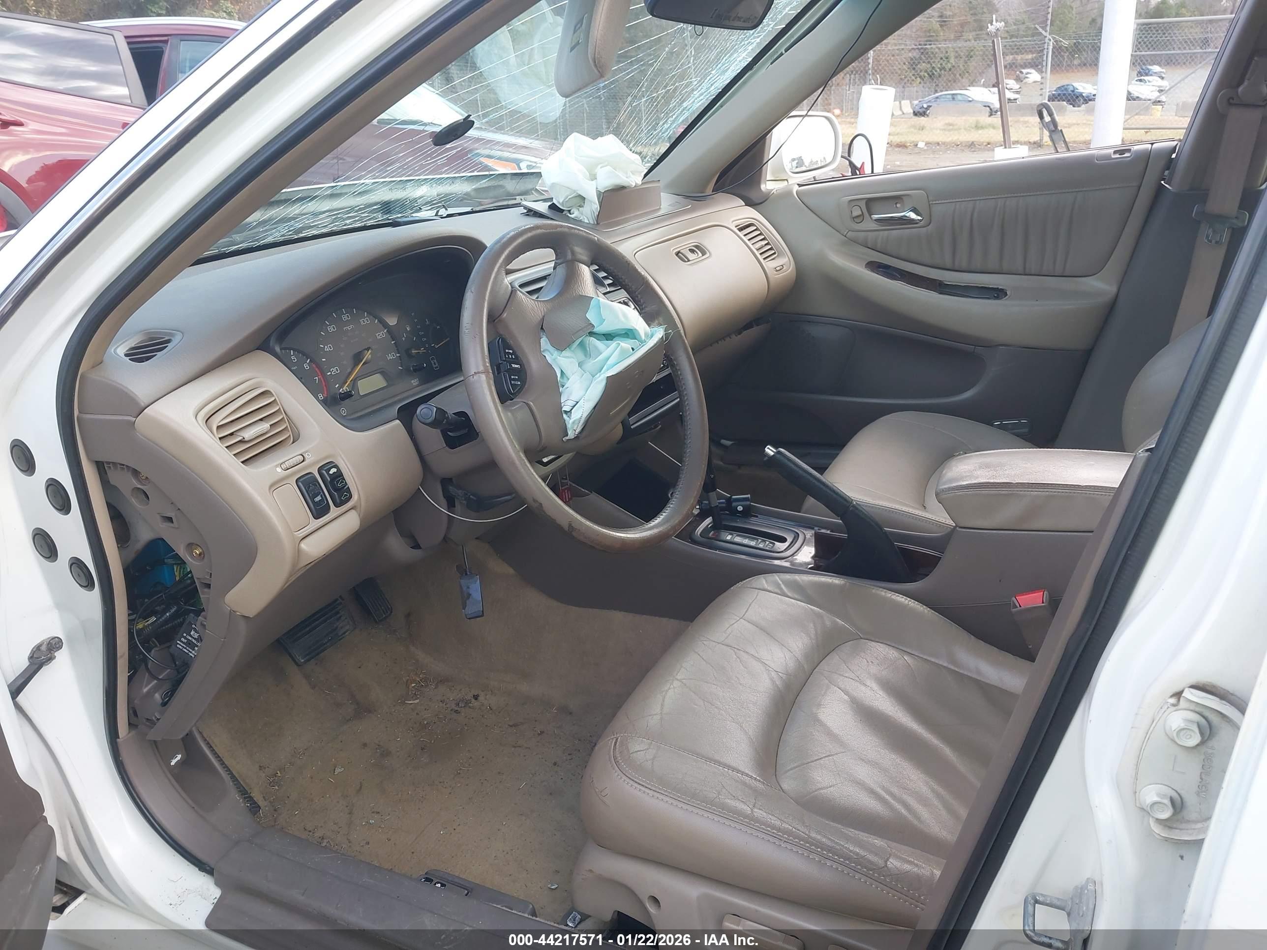 HONDA ACCORD image 5