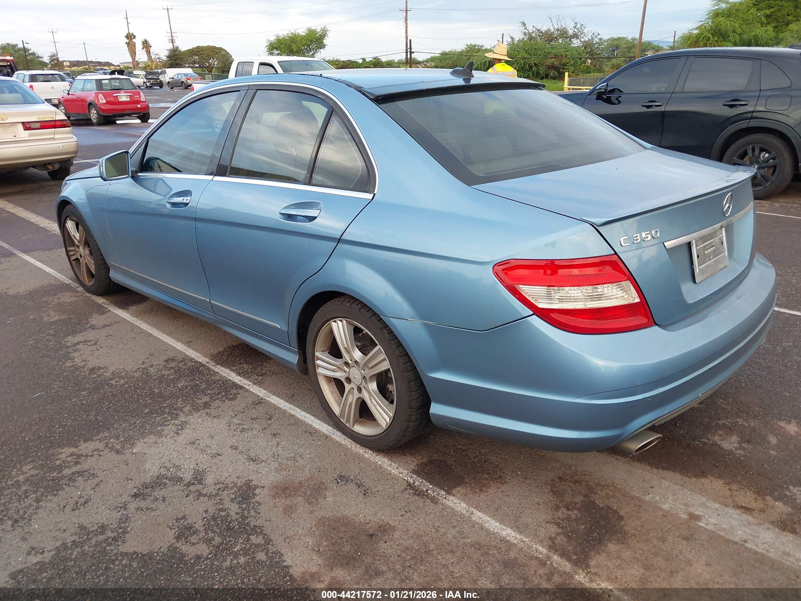 MERCEDES-BENZ C image 3