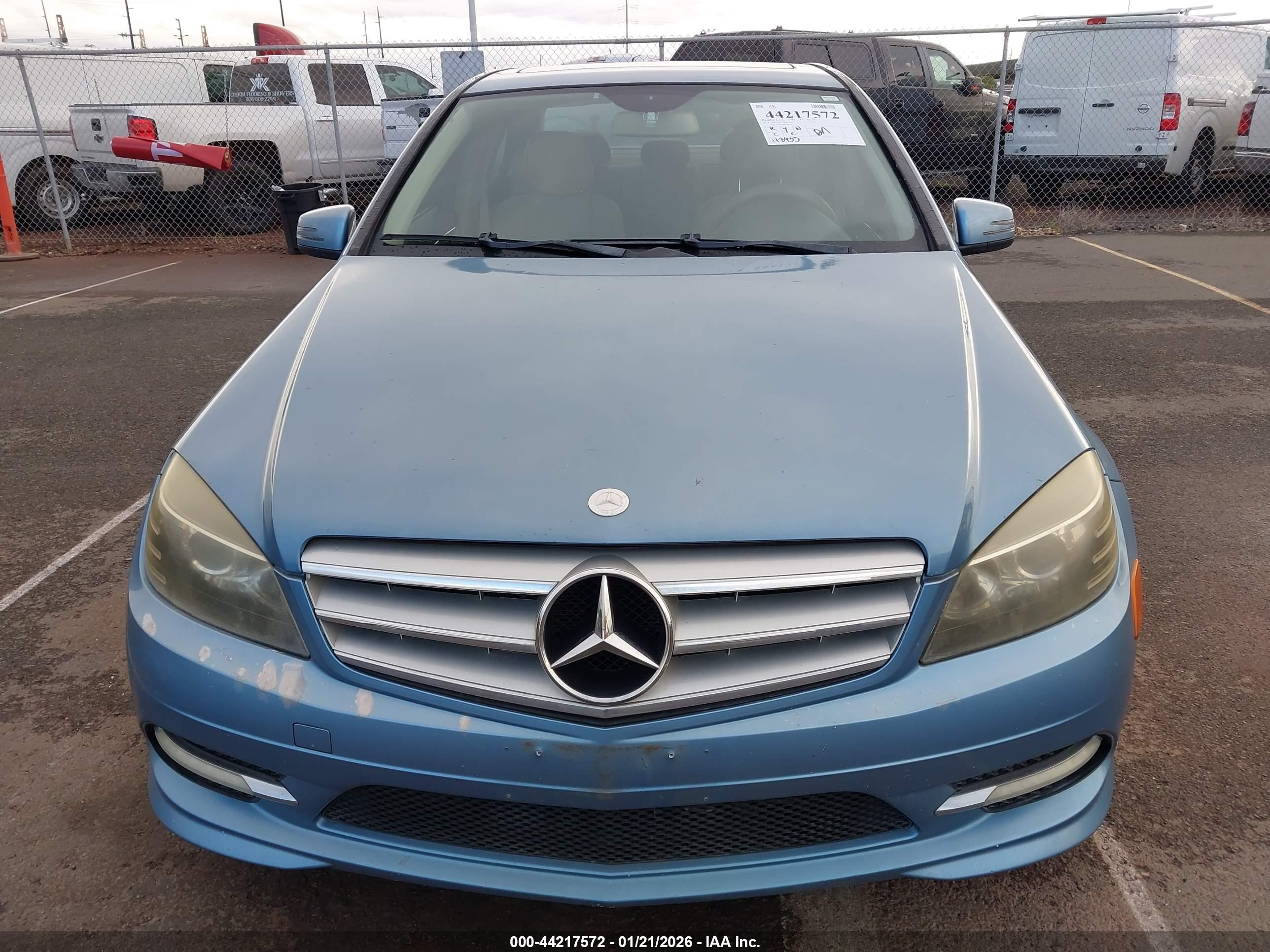 MERCEDES-BENZ C image 6