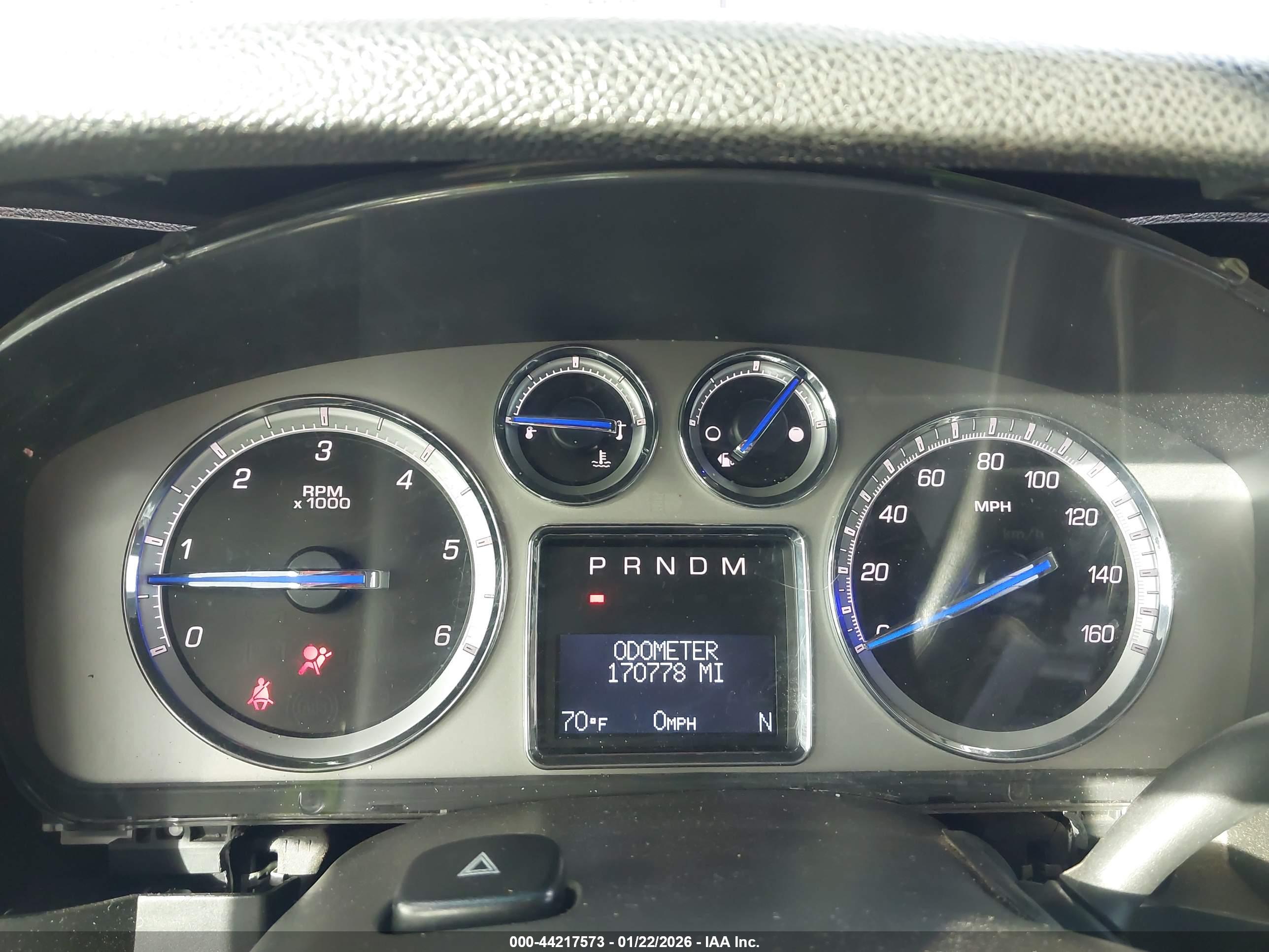 CHEVROLET SILVERADO image 7