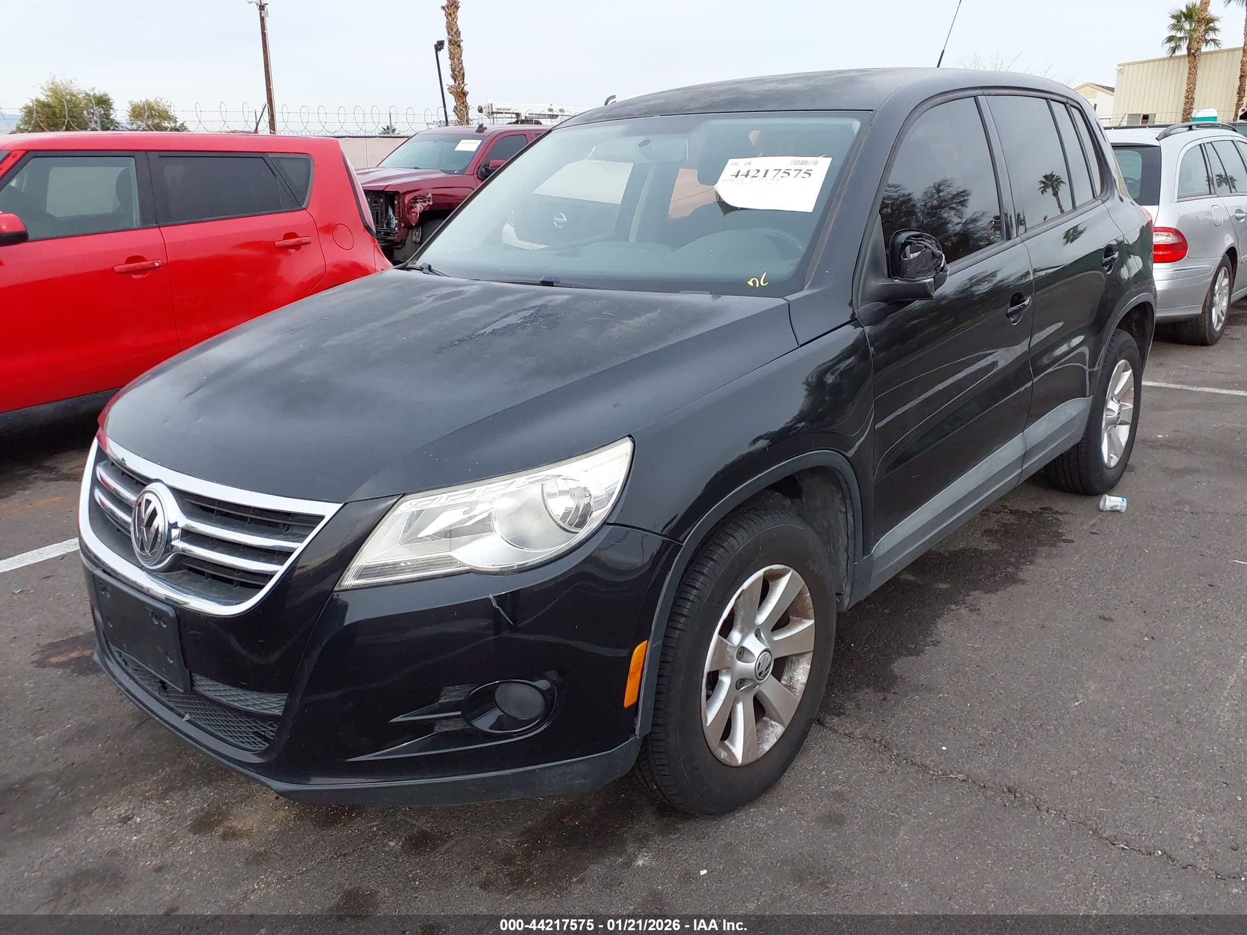 VOLKSWAGEN TIGUAN image 6