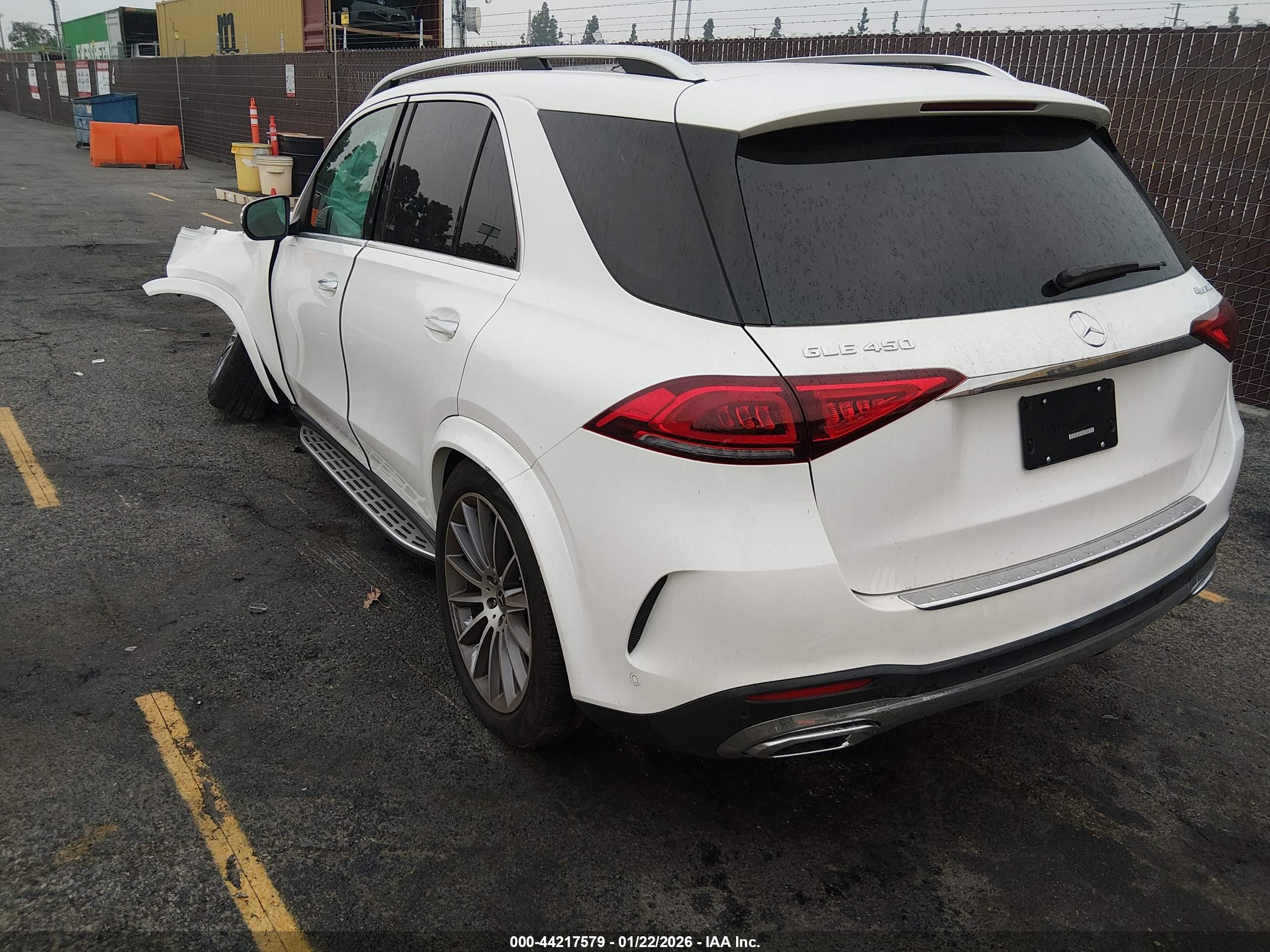 MERCEDES-BENZ GLE image 3