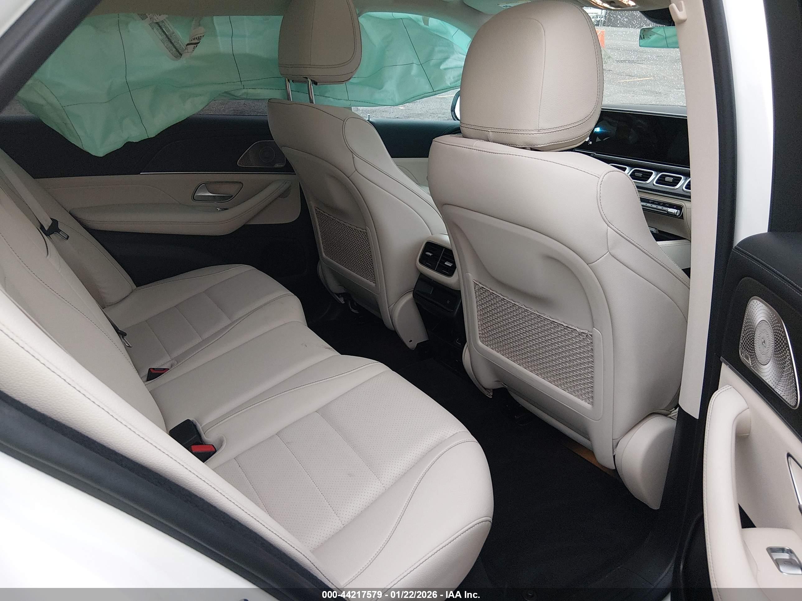 MERCEDES-BENZ GLE image 8