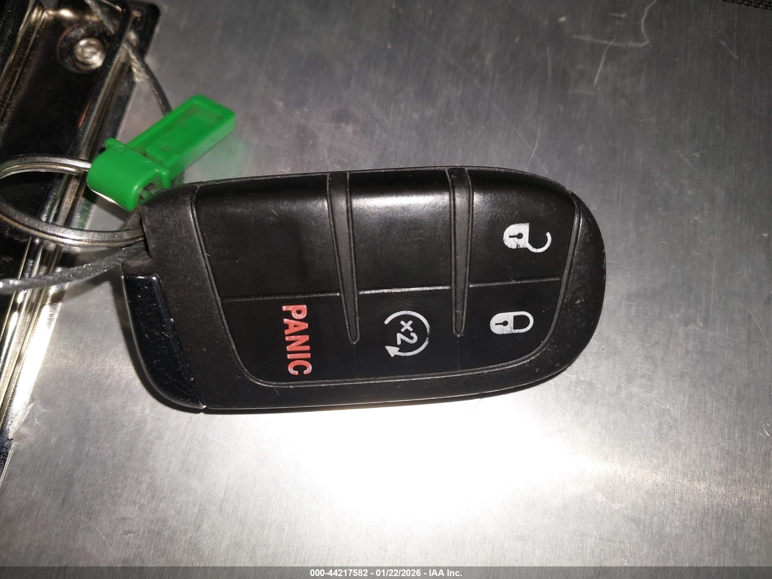 JEEP RENEGADE image 11