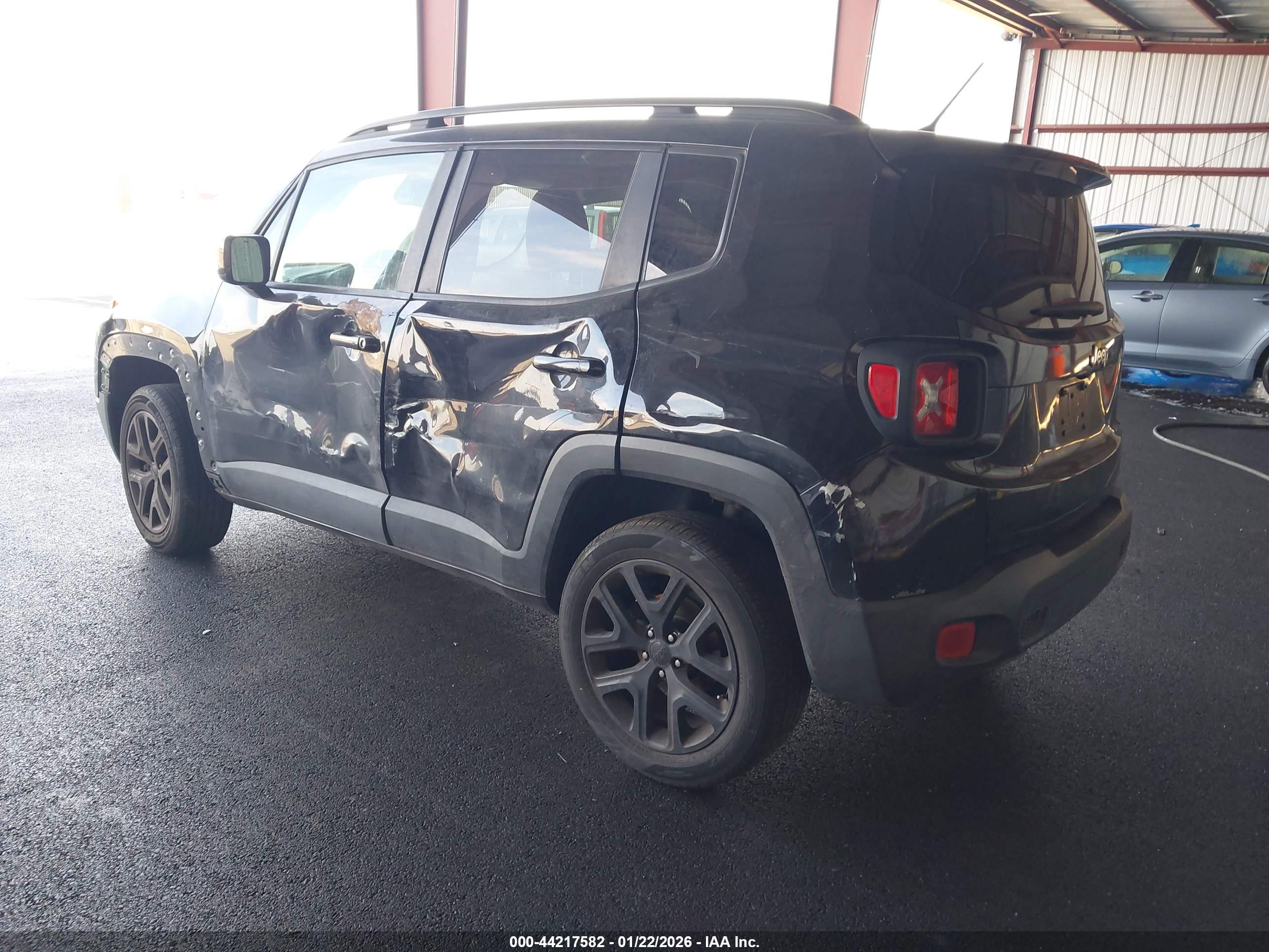 JEEP RENEGADE image 3