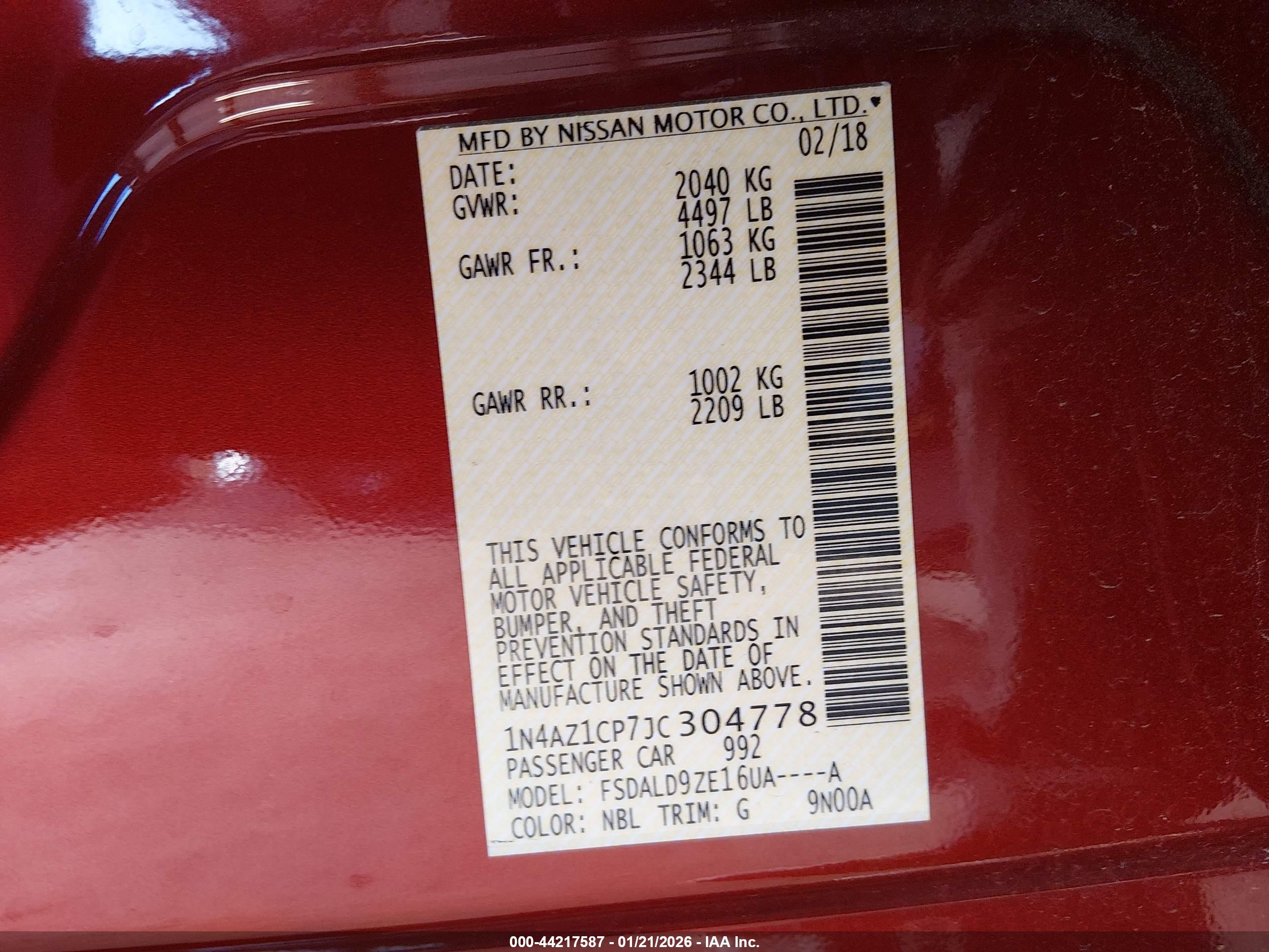 NISSAN LEAF image 9