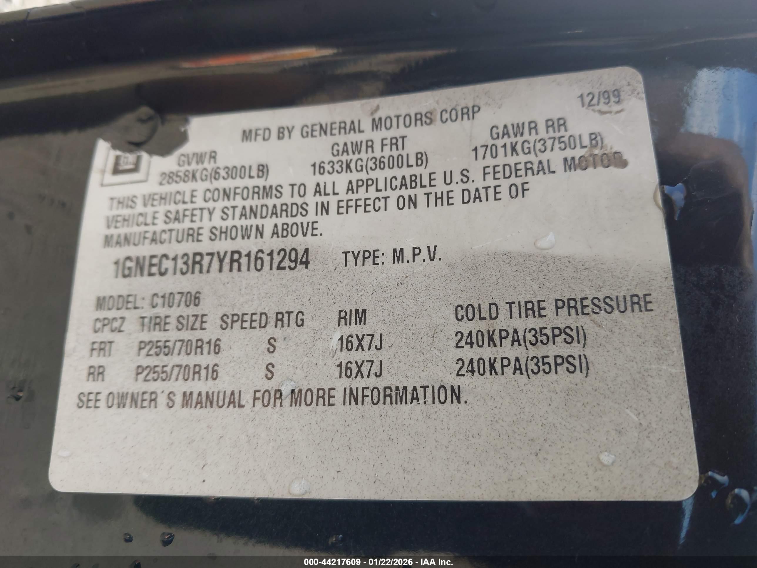 CHEVROLET TAHOE image 9