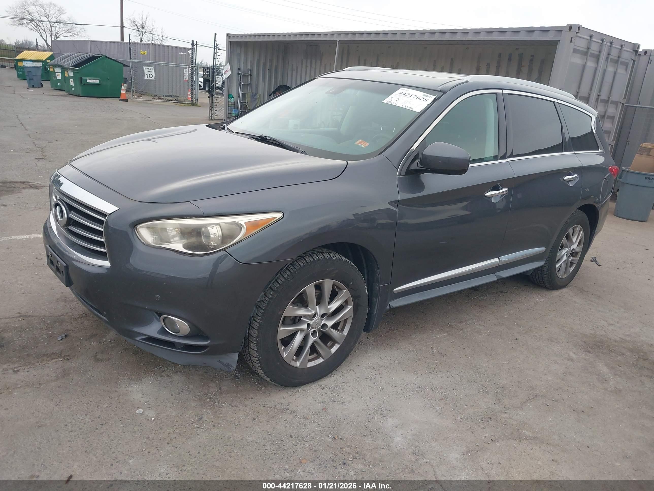 INFINITI QX60 image 2