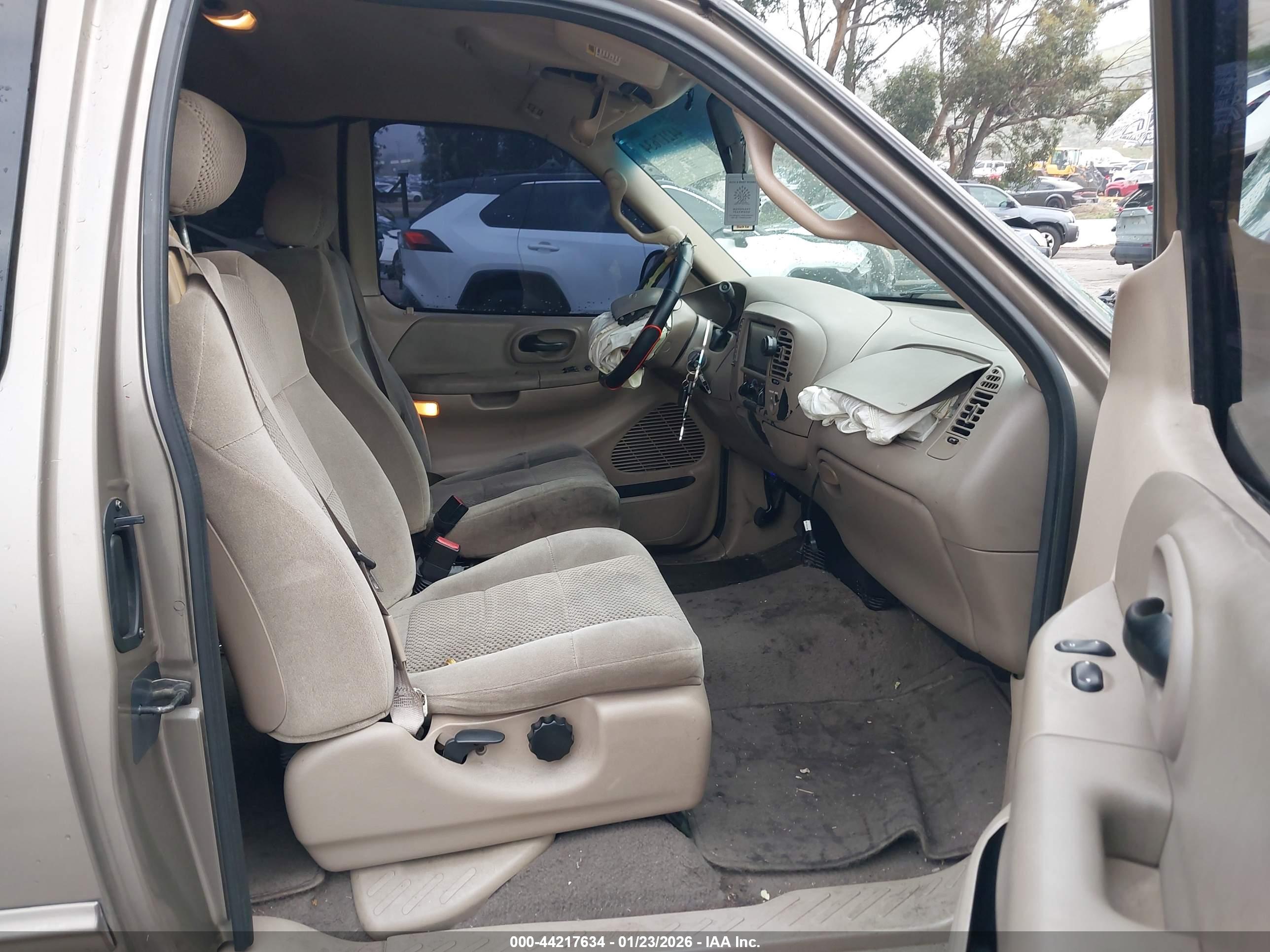 FORD F-150 image 5