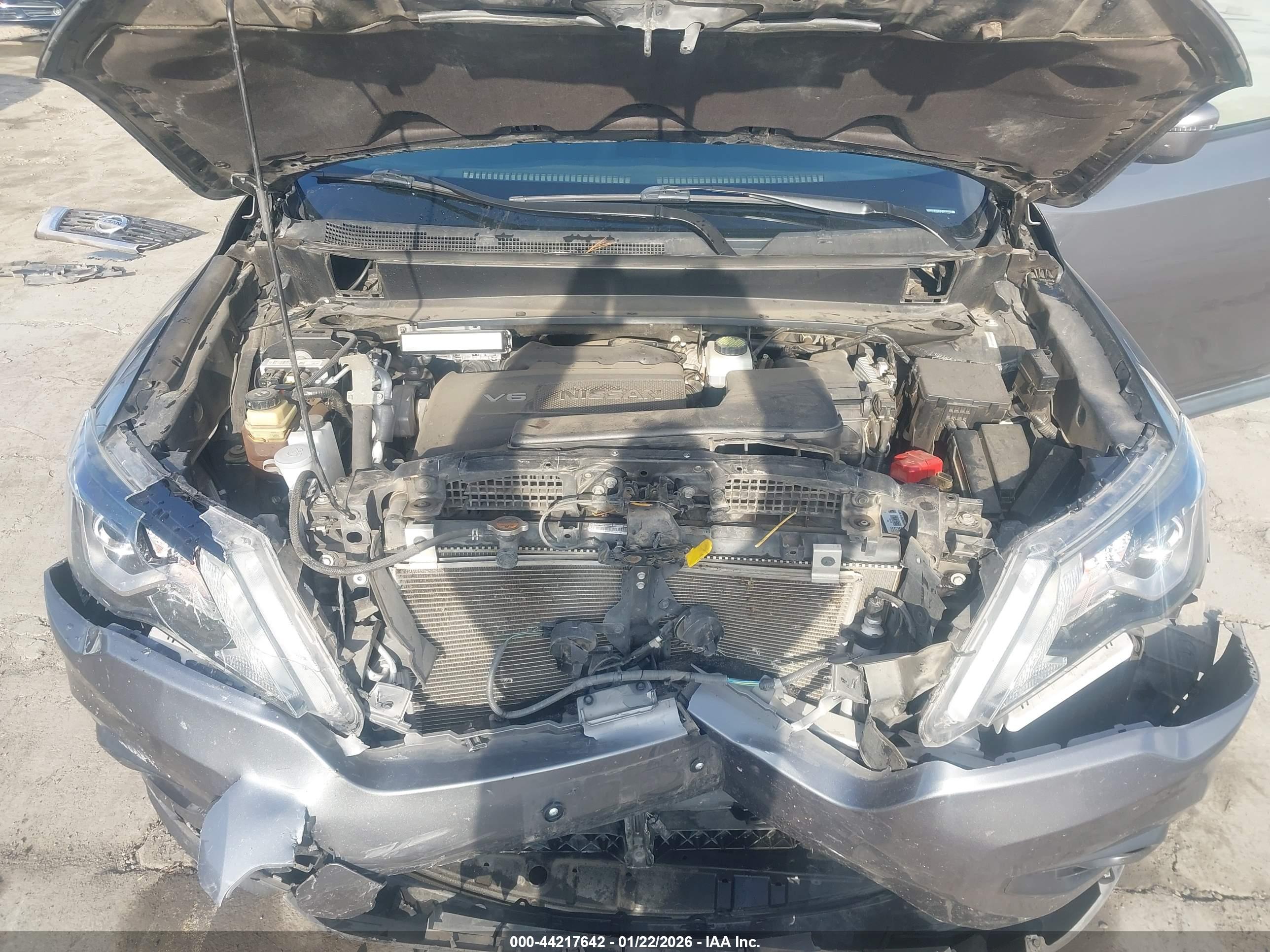 NISSAN PATHFINDER image 10