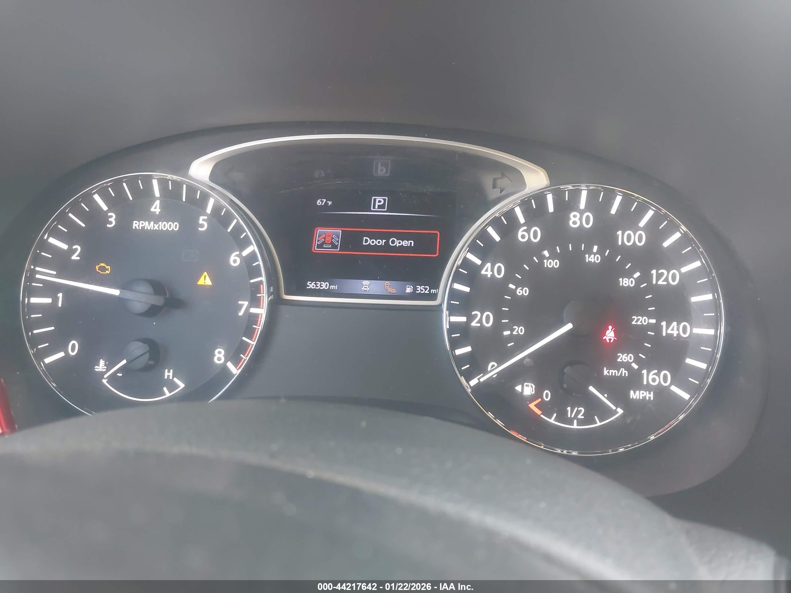 NISSAN PATHFINDER image 7