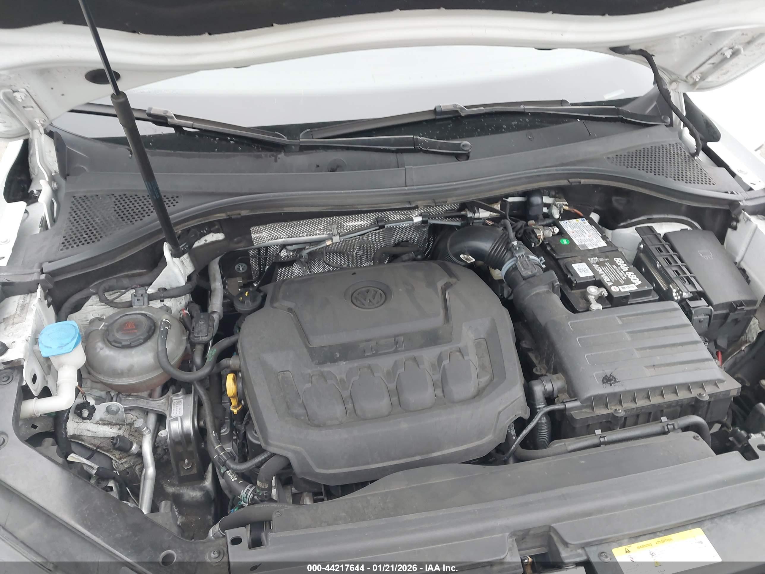 VOLKSWAGEN TIGUAN image 10