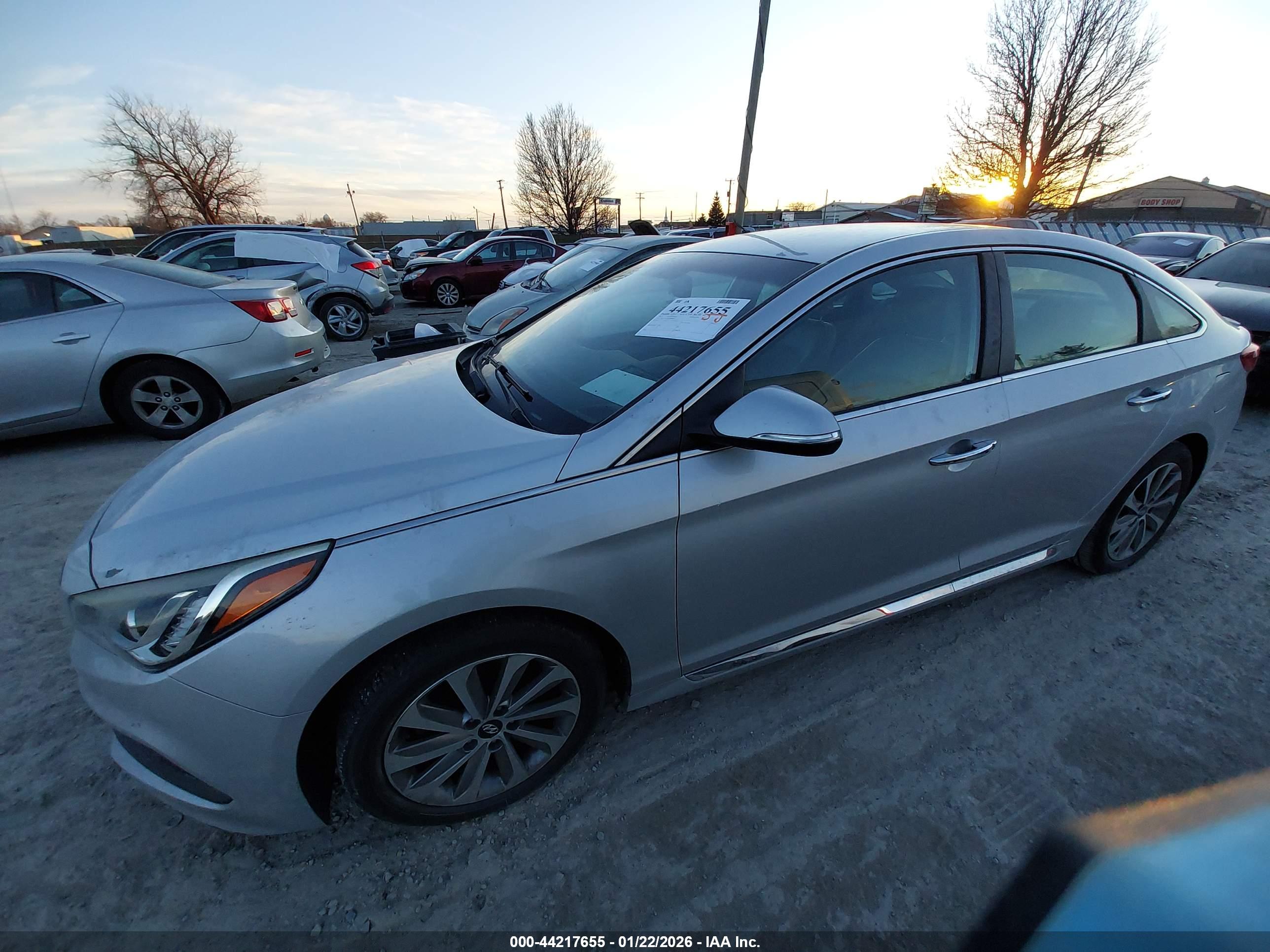 HYUNDAI SONATA image 2