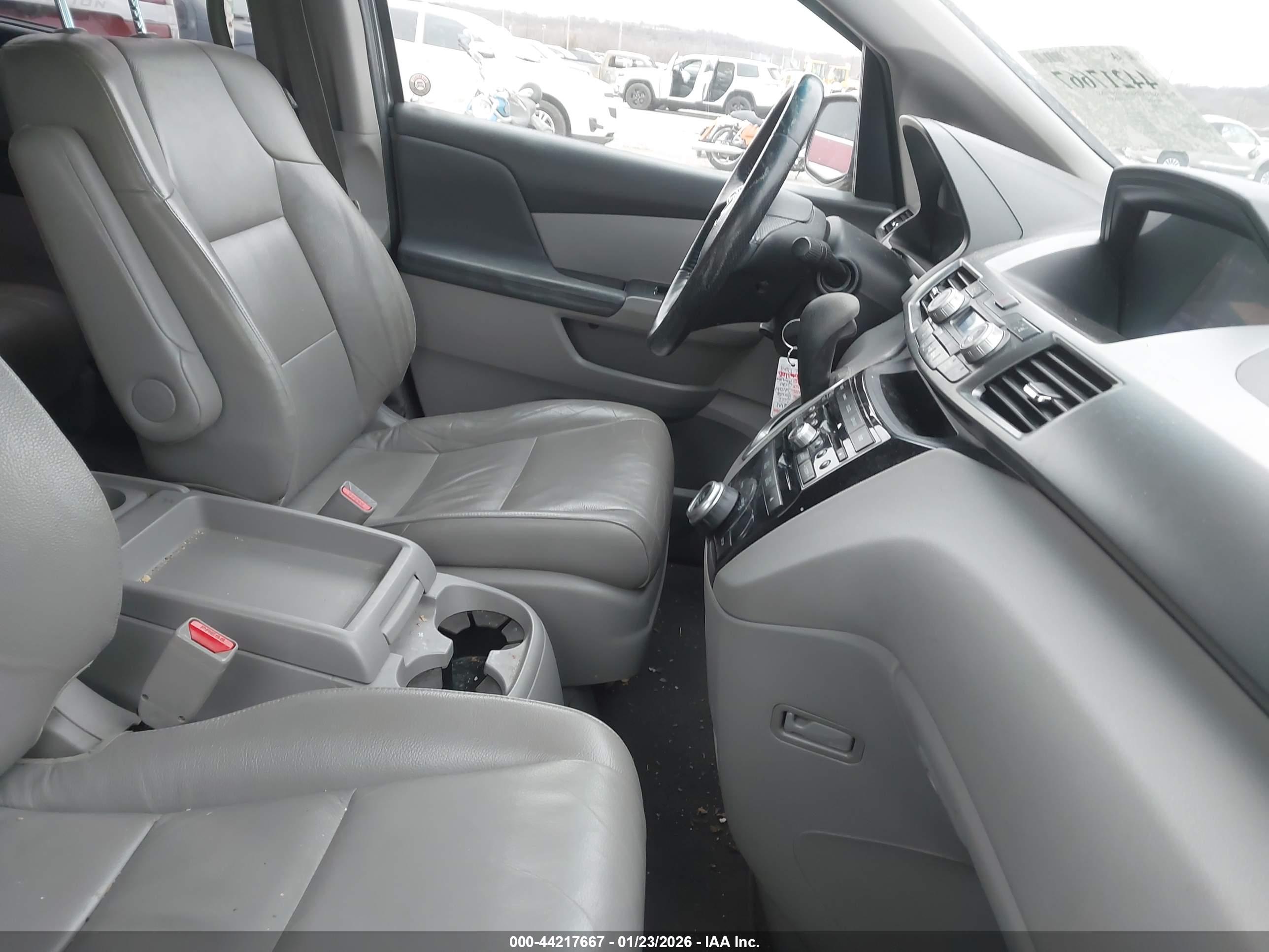 HONDA ODYSSEY image 5