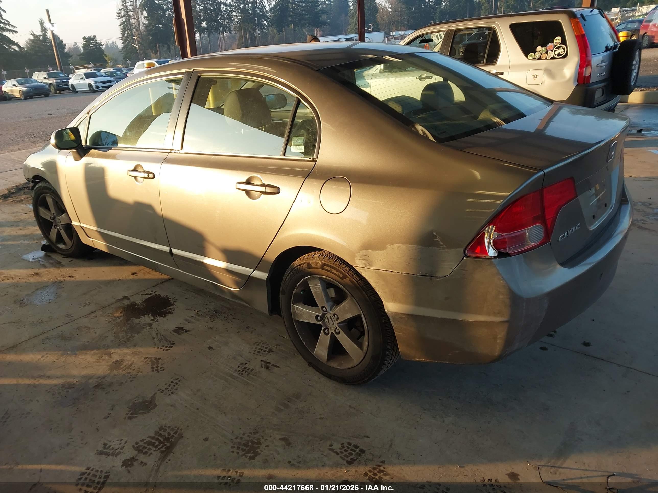 HONDA CIVIC image 3