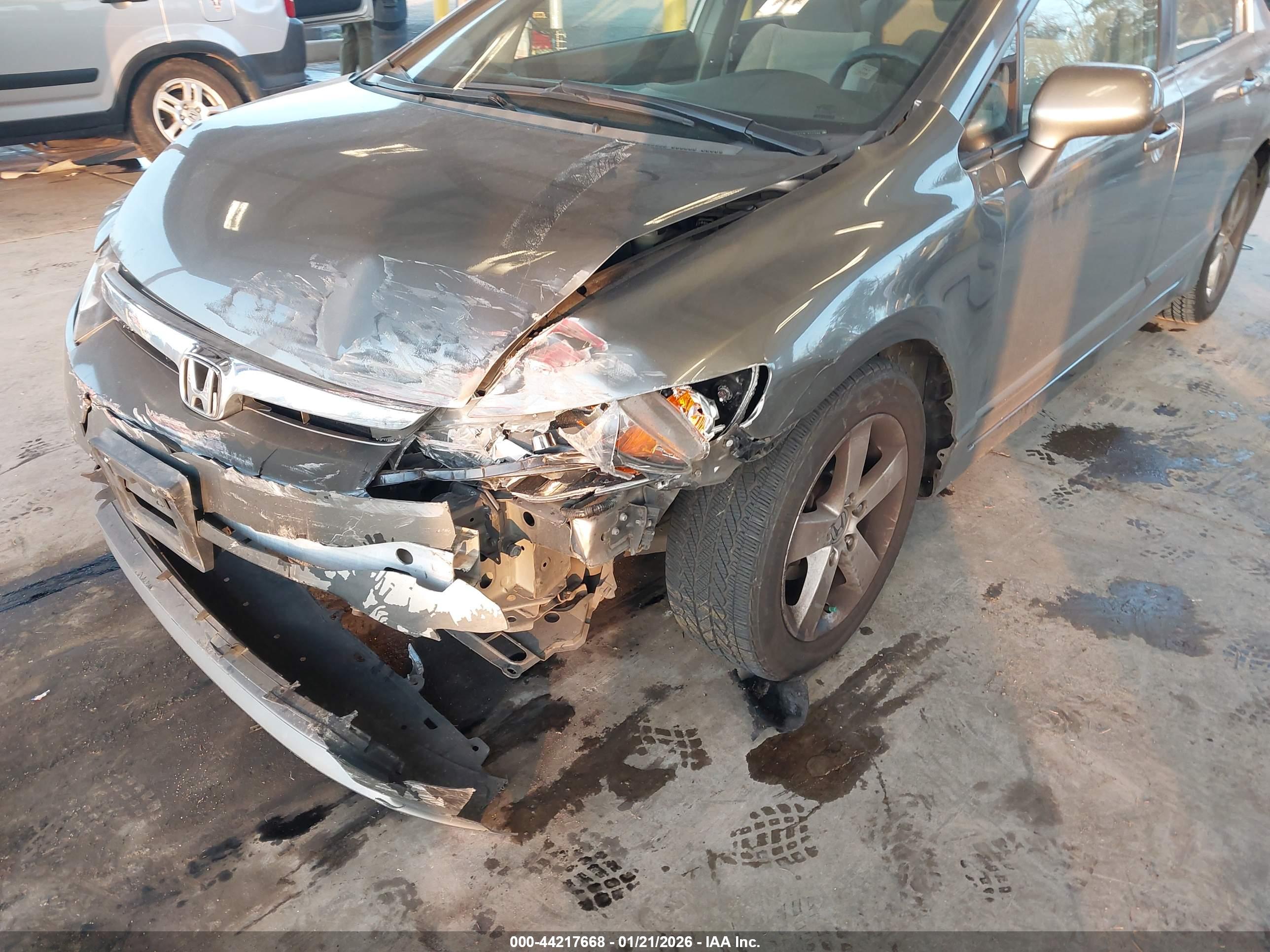 HONDA CIVIC image 6