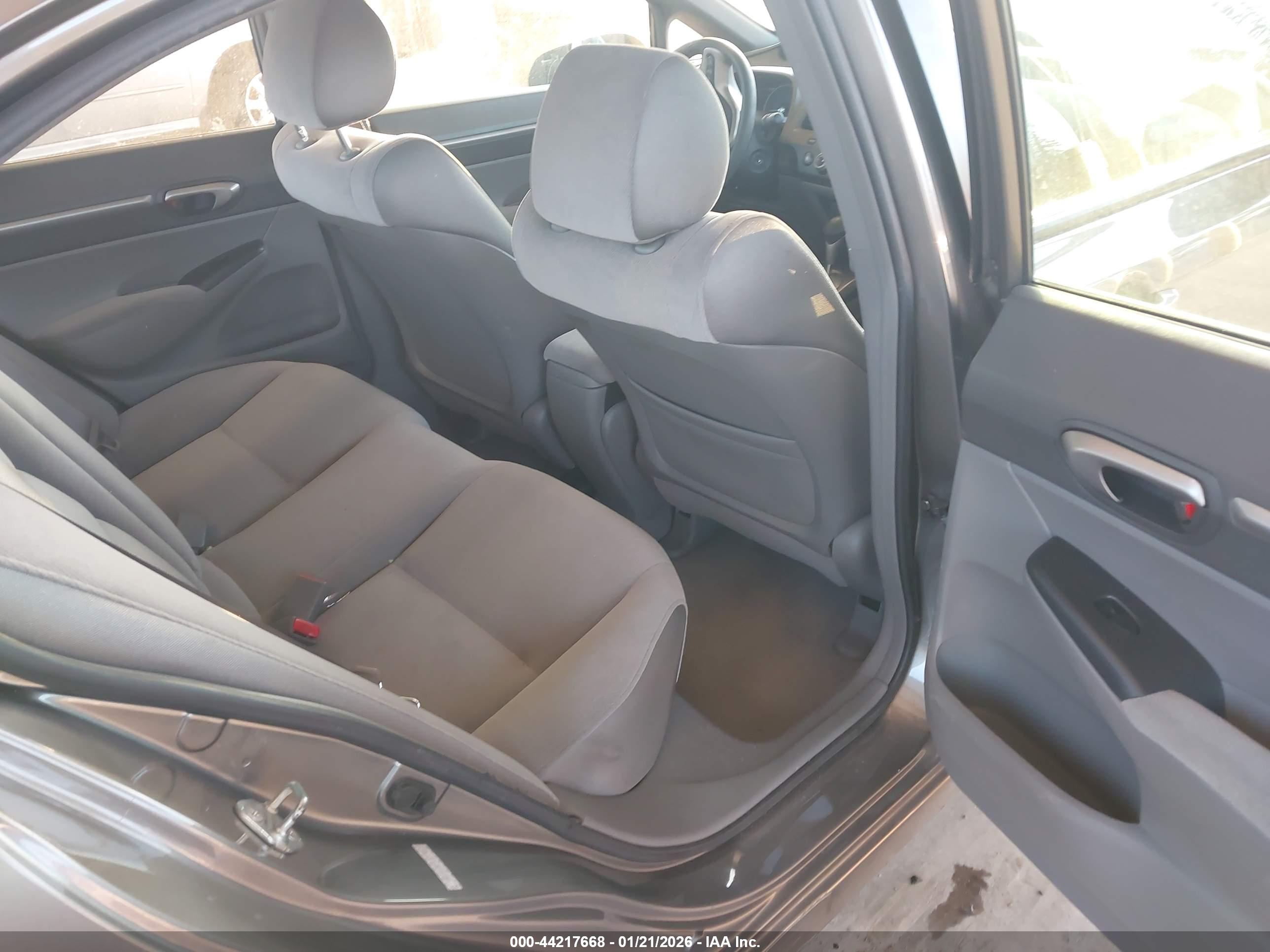 HONDA CIVIC image 8