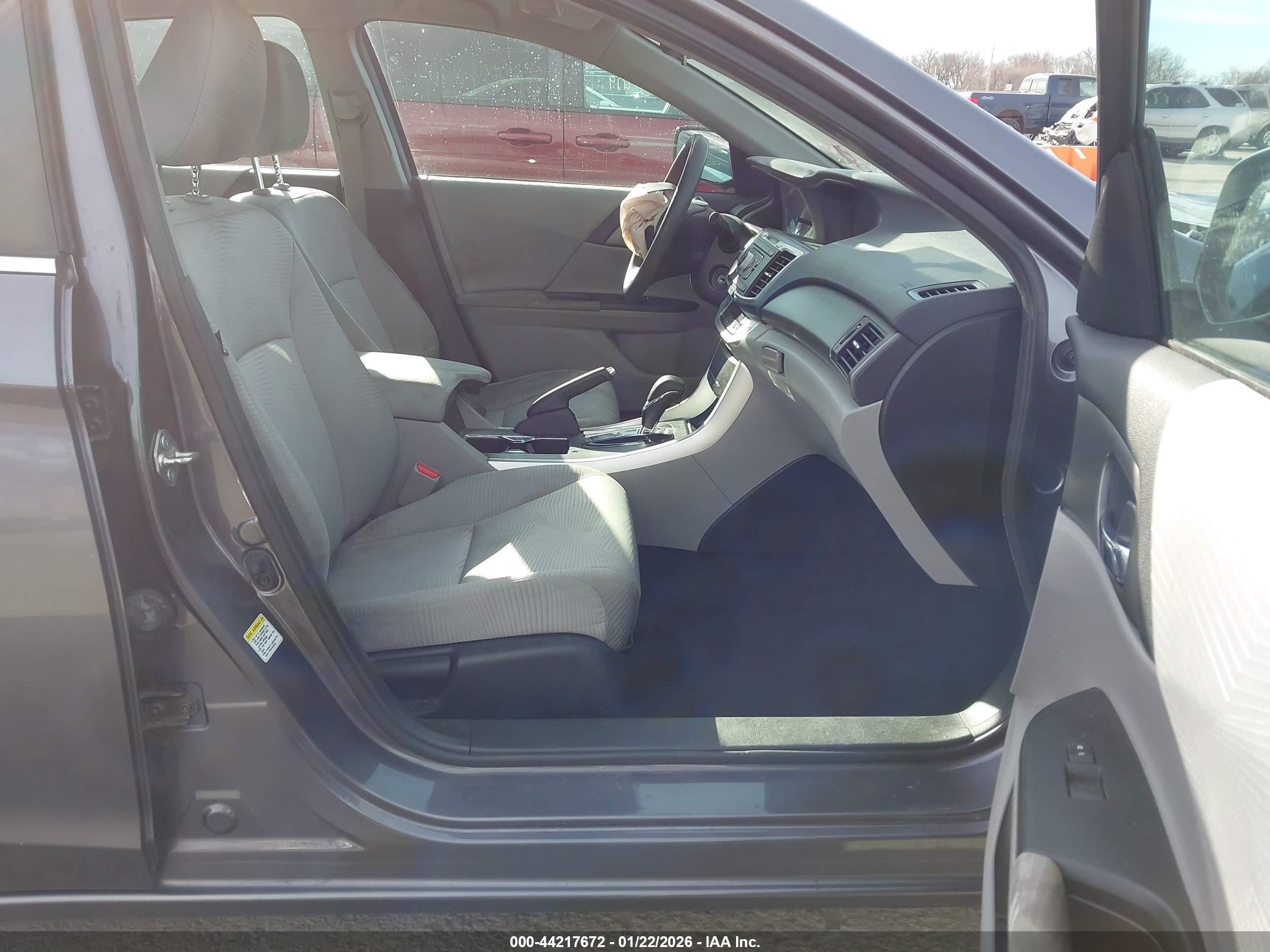 HONDA ACCORD image 5