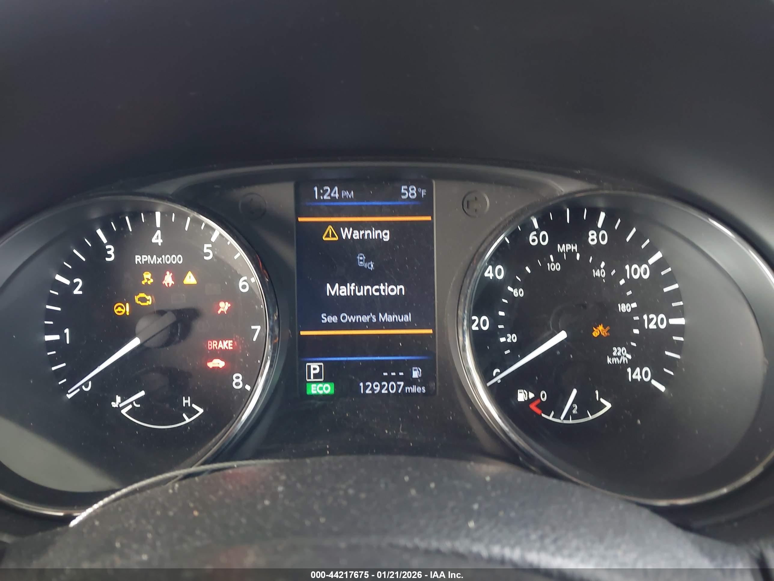 NISSAN ROGUE image 7