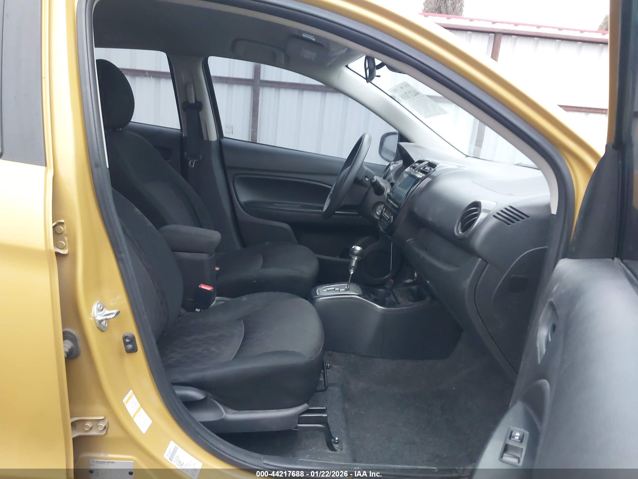MITSUBISHI MIRAGE image 5