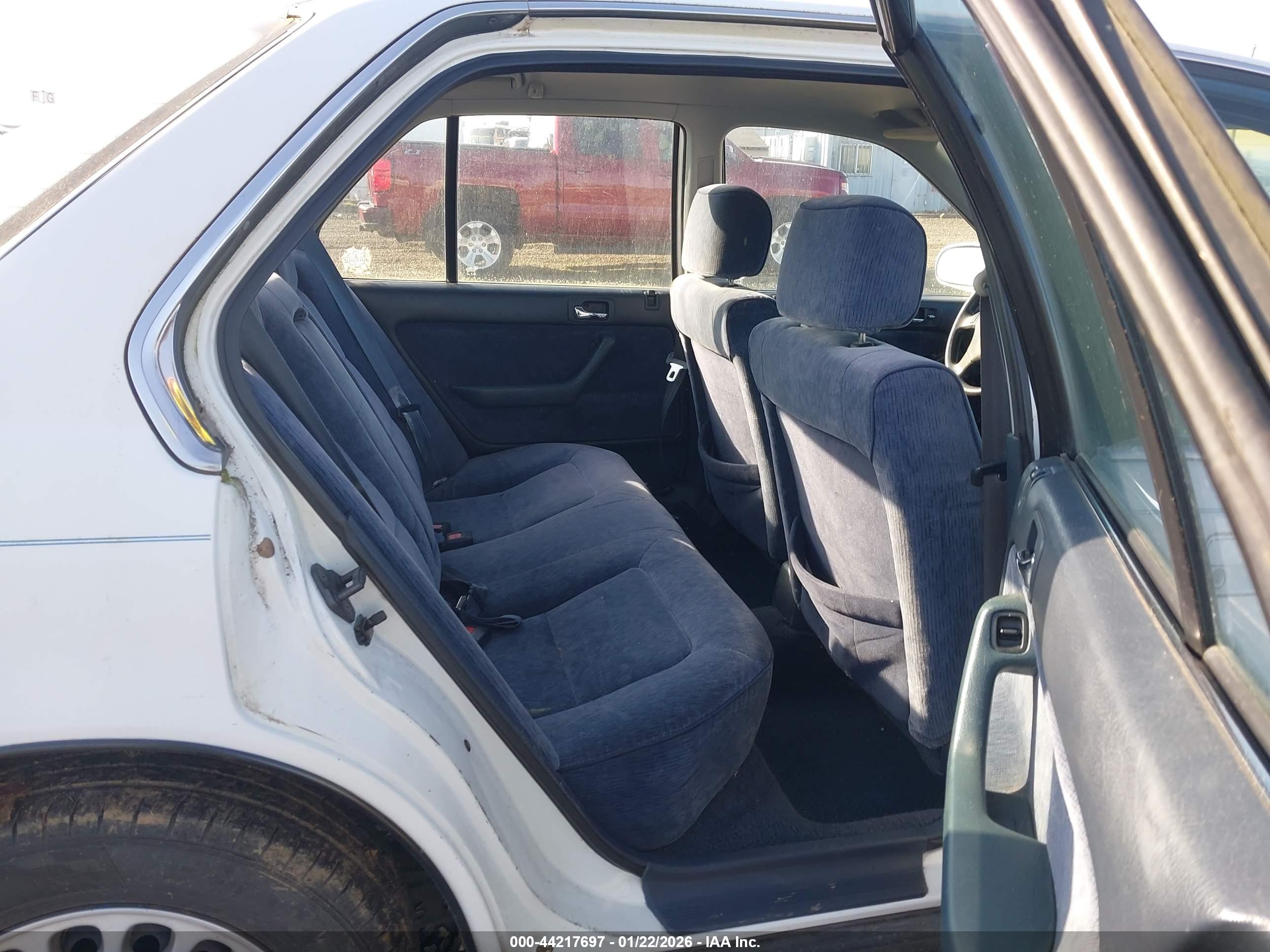 HONDA ACCORD image 8