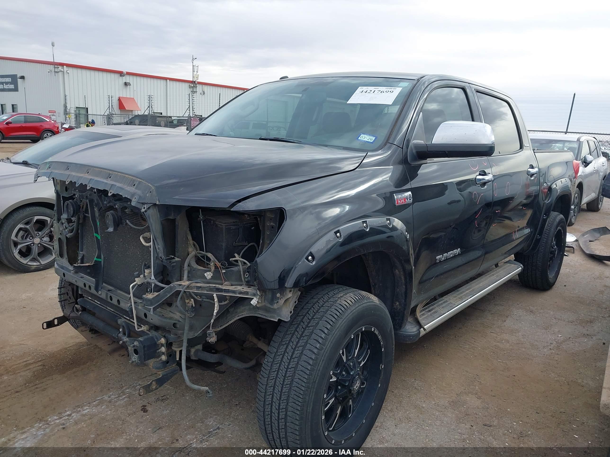 TOYOTA TUNDRA image 2