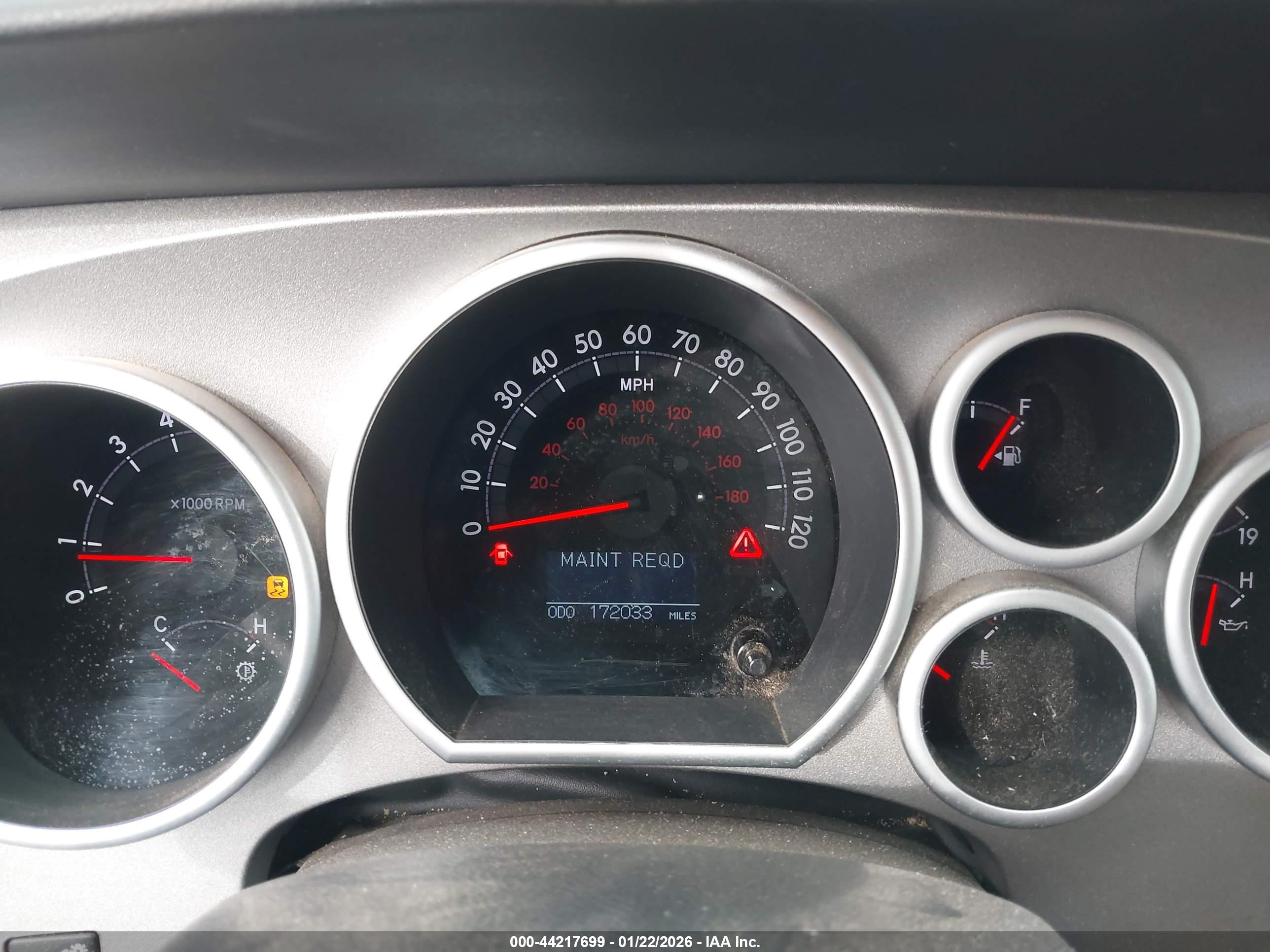 TOYOTA TUNDRA image 7