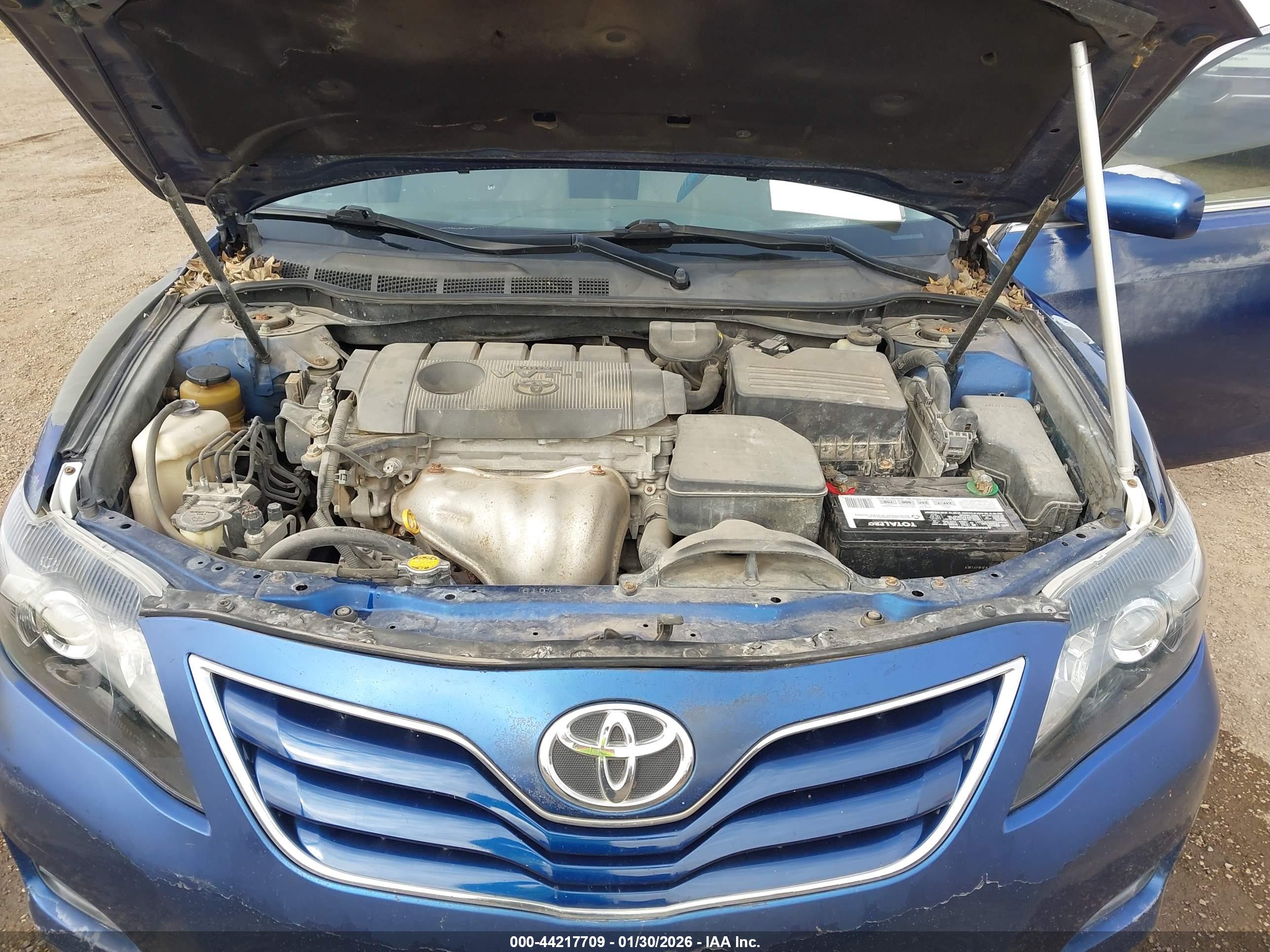 TOYOTA CAMRY image 10