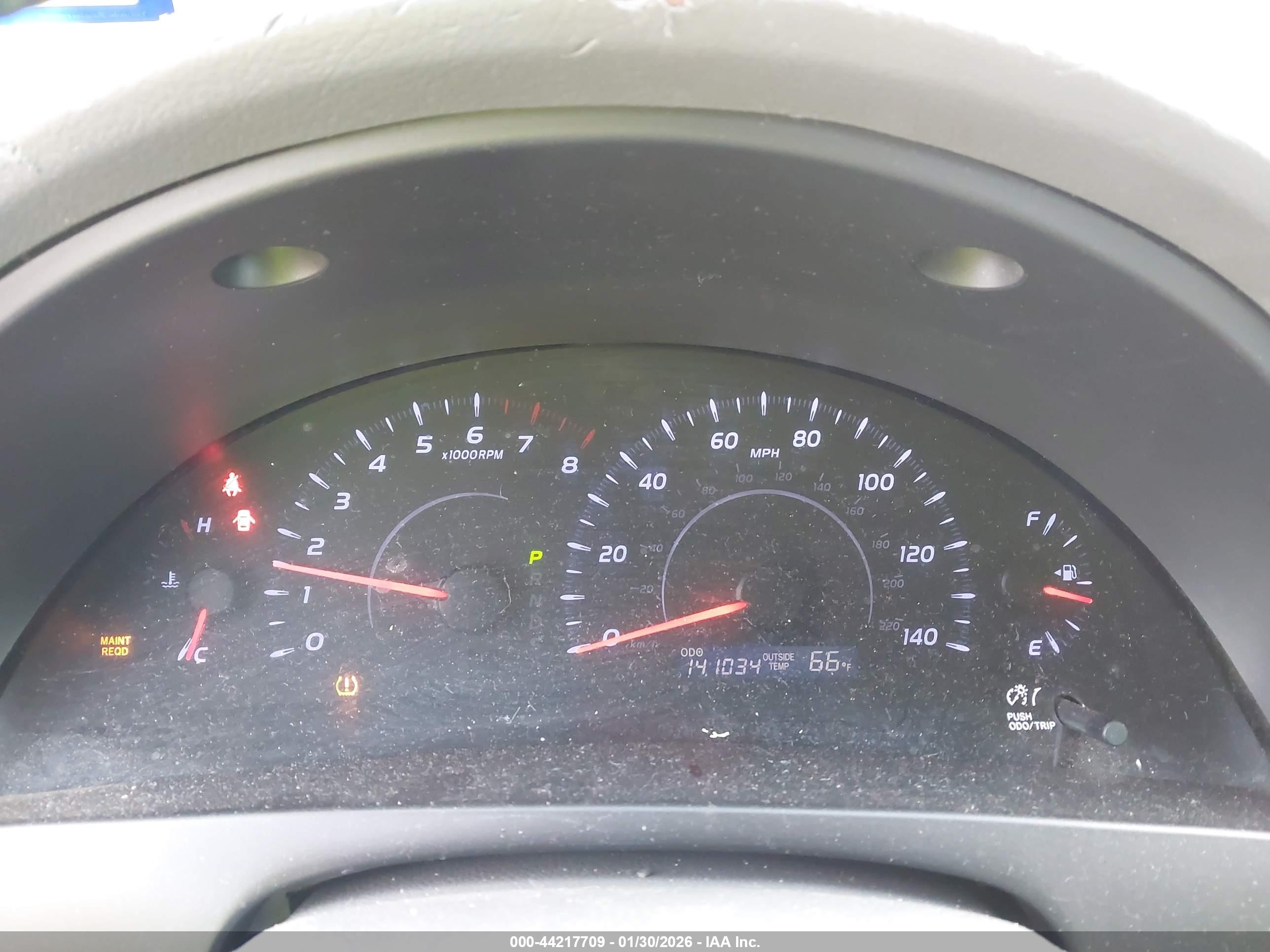 TOYOTA CAMRY image 7