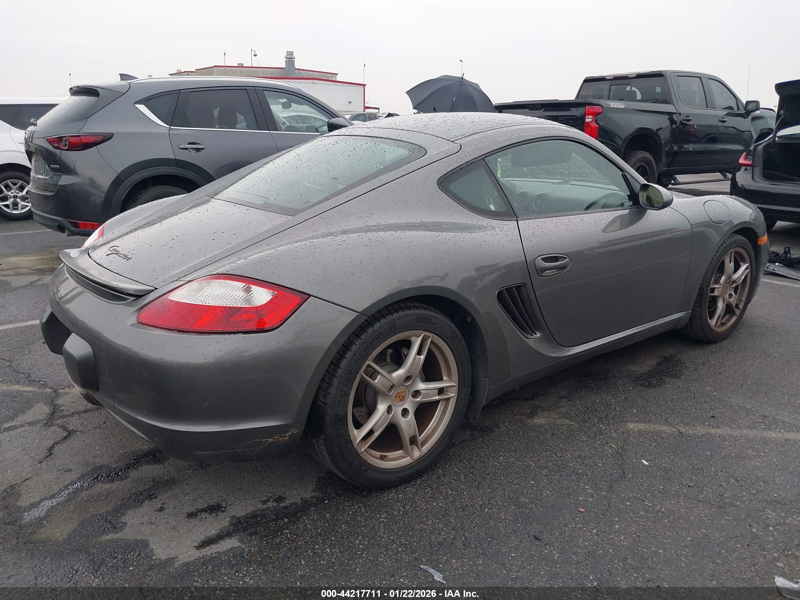PORSCHE CAYMAN image 4