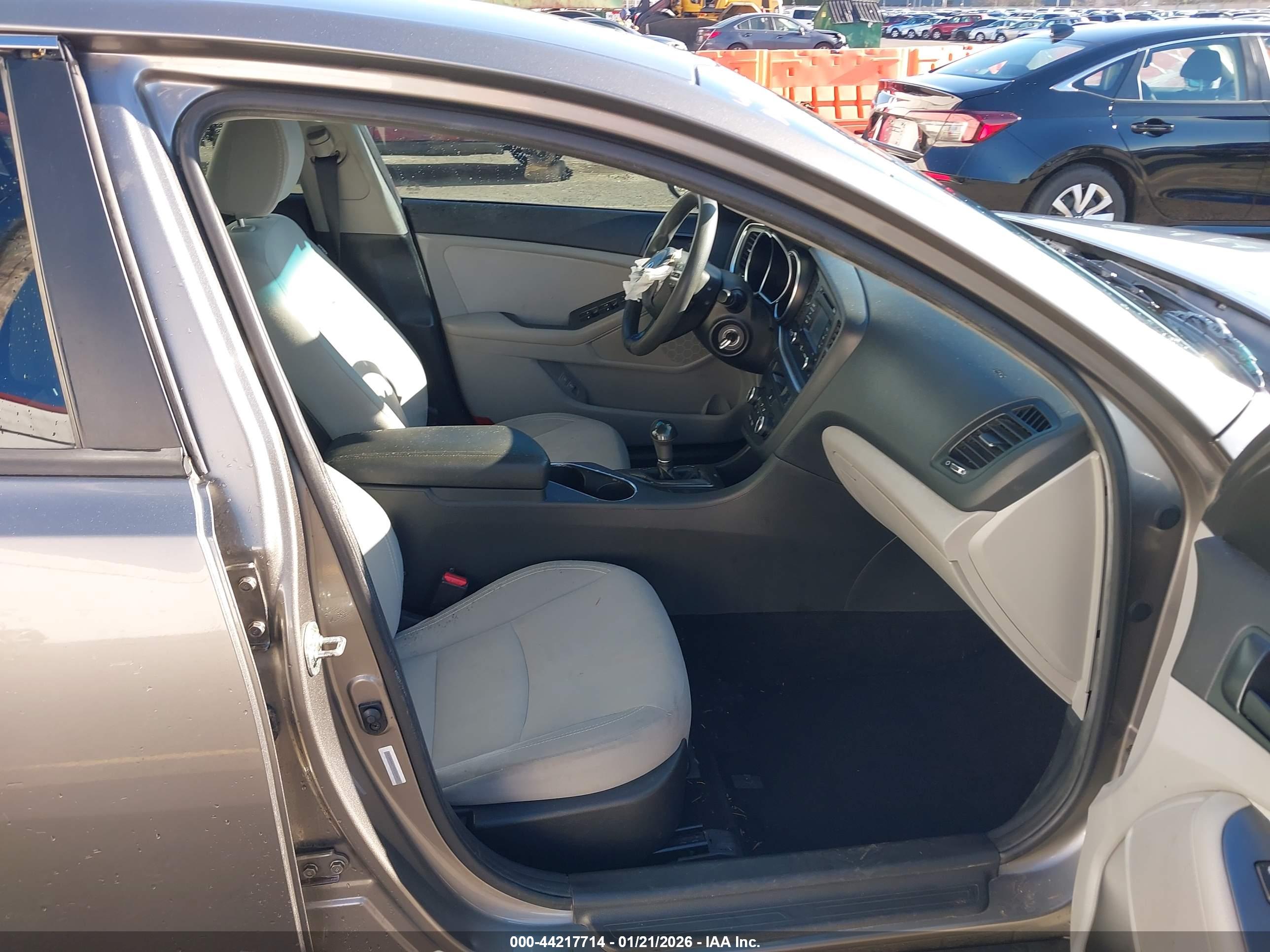 KIA OPTIMA image 5