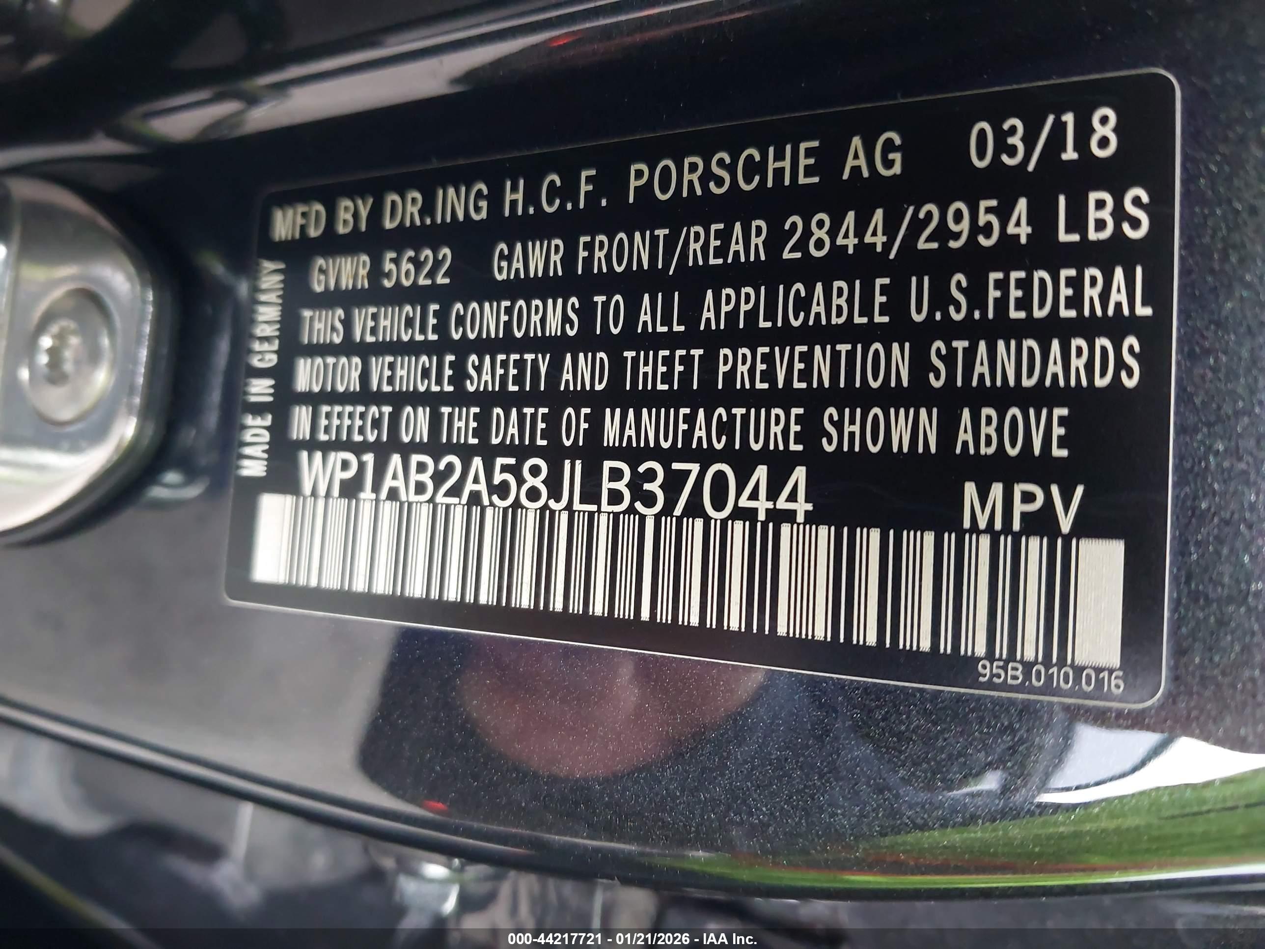 PORSCHE MACAN image 9