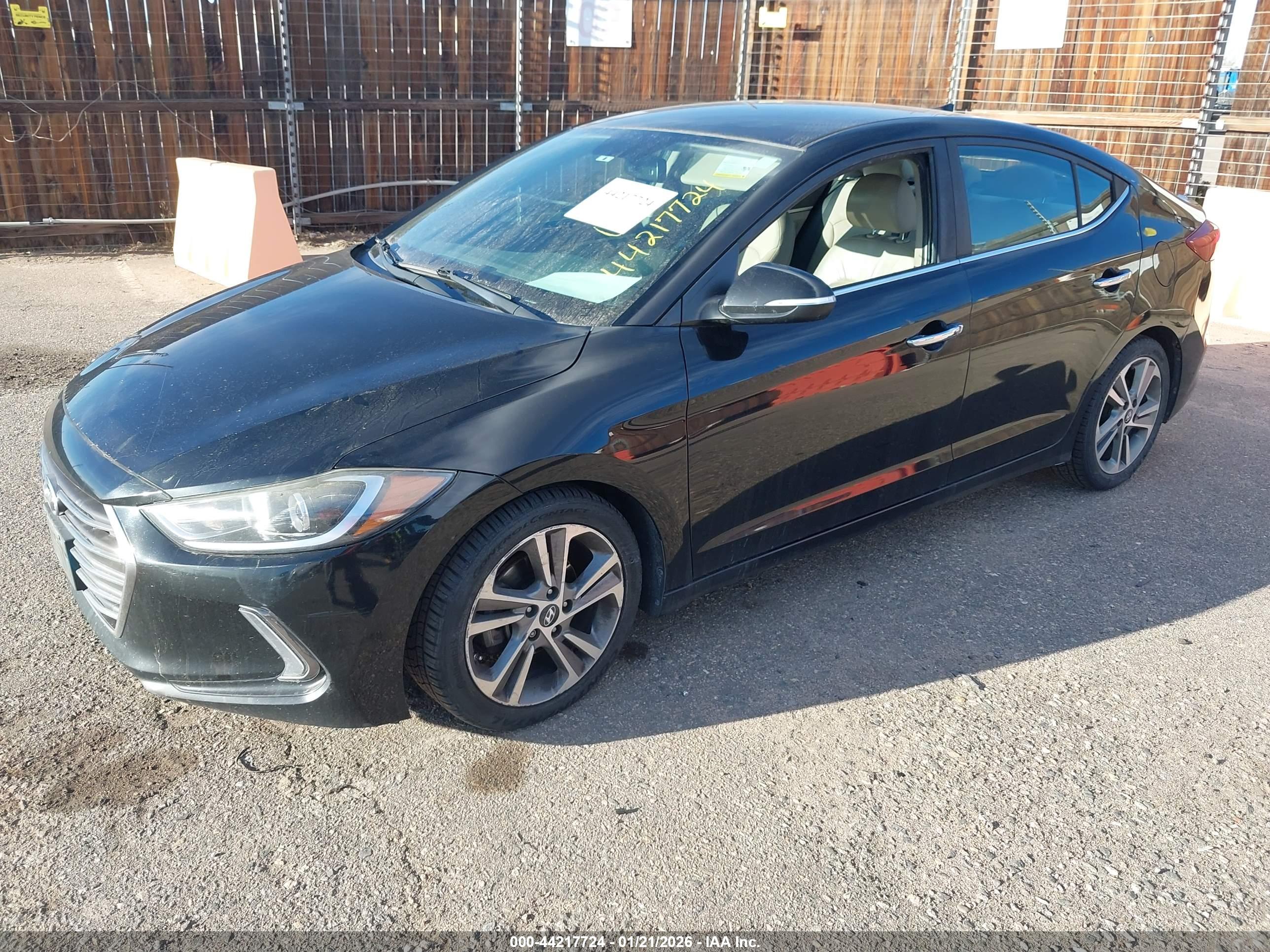 HYUNDAI ELANTRA image 2