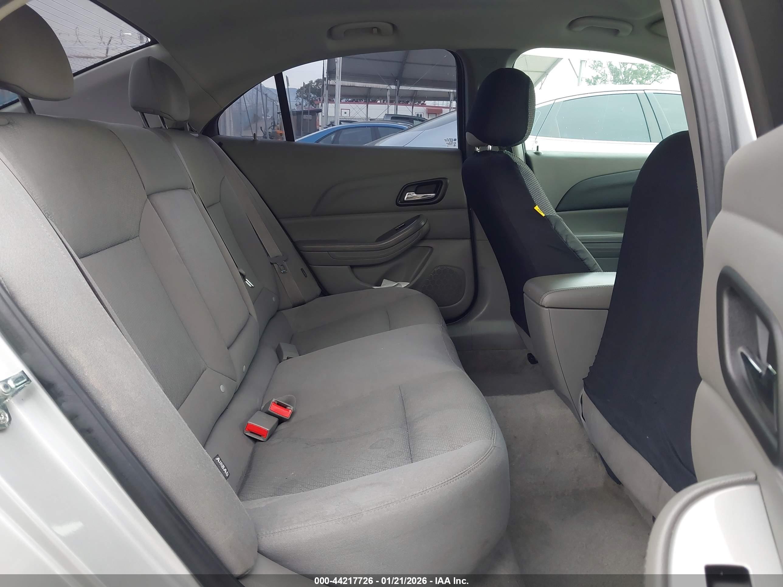 CHEVROLET MALIBU image 8