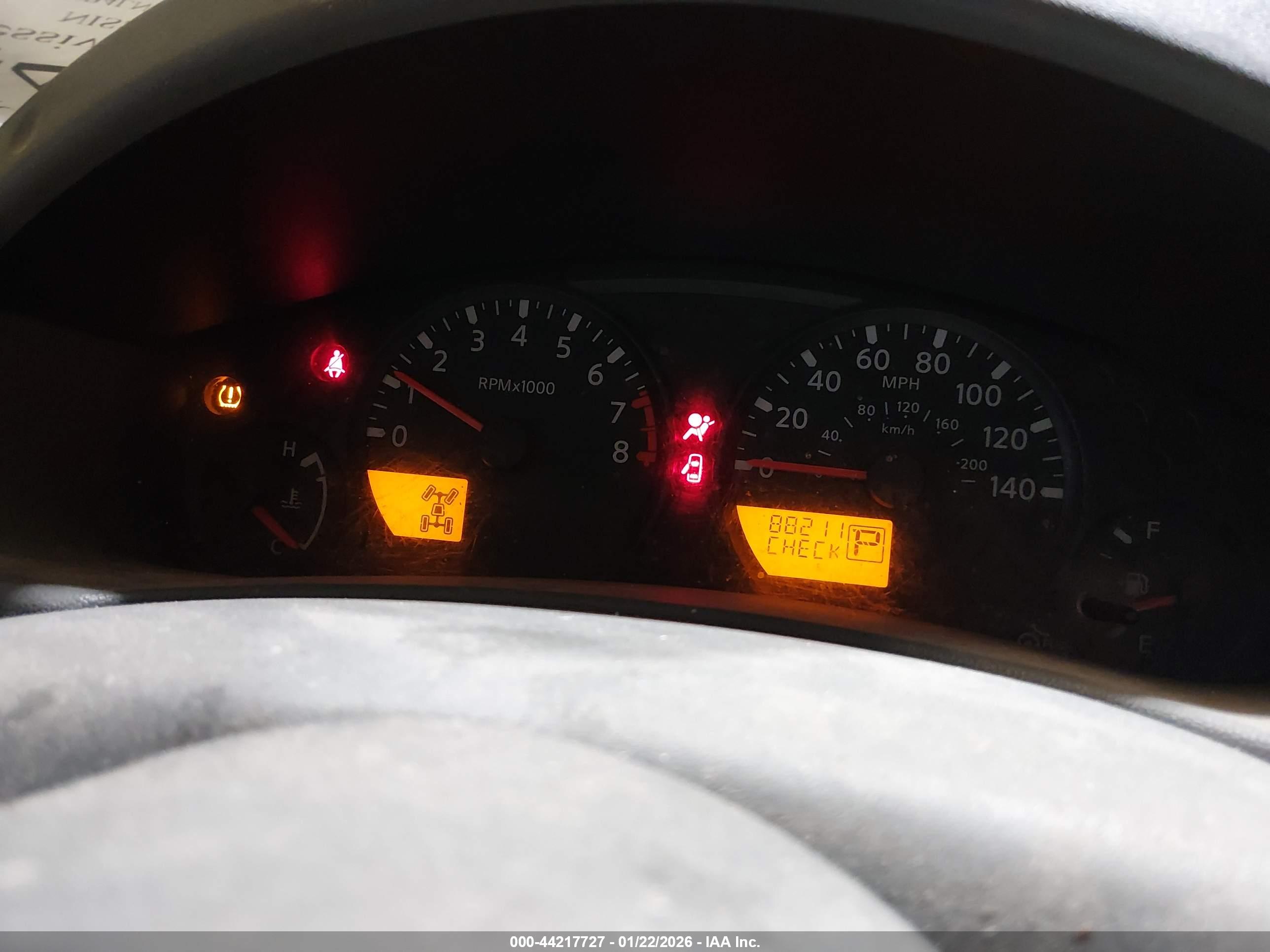 NISSAN FRONTIER image 7