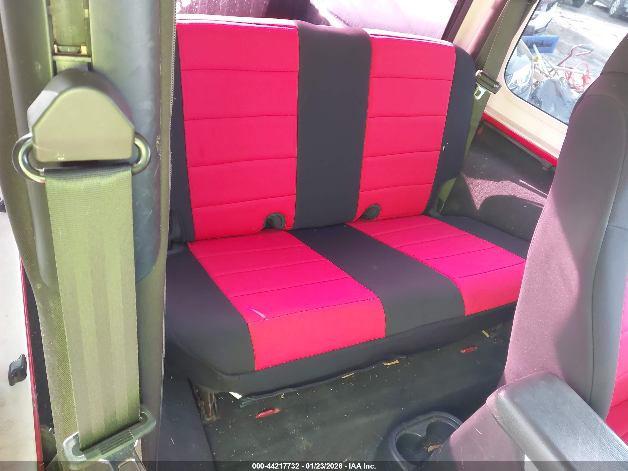 JEEP WRANGLER image 8