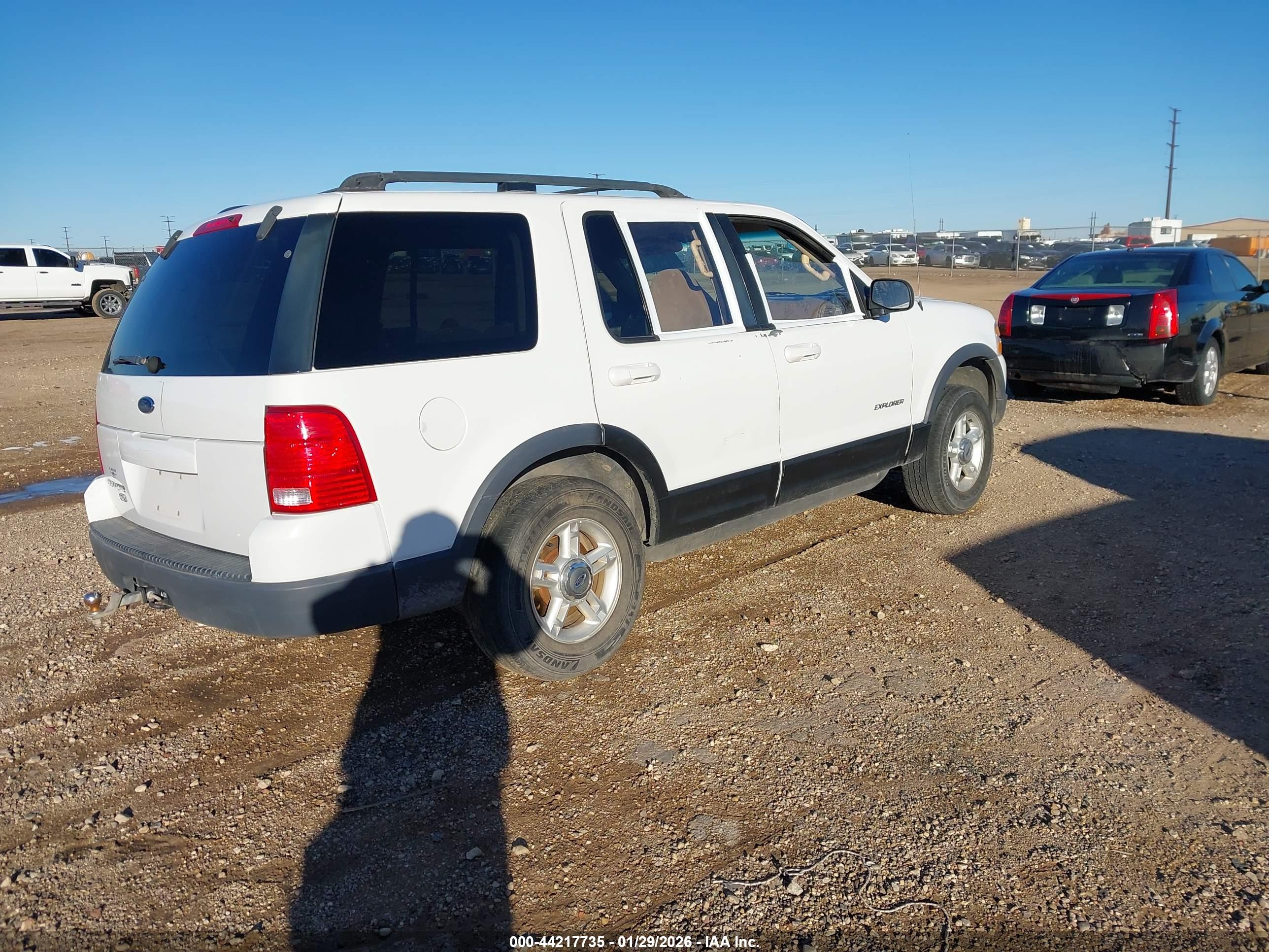 FORD EXPLORER image 4