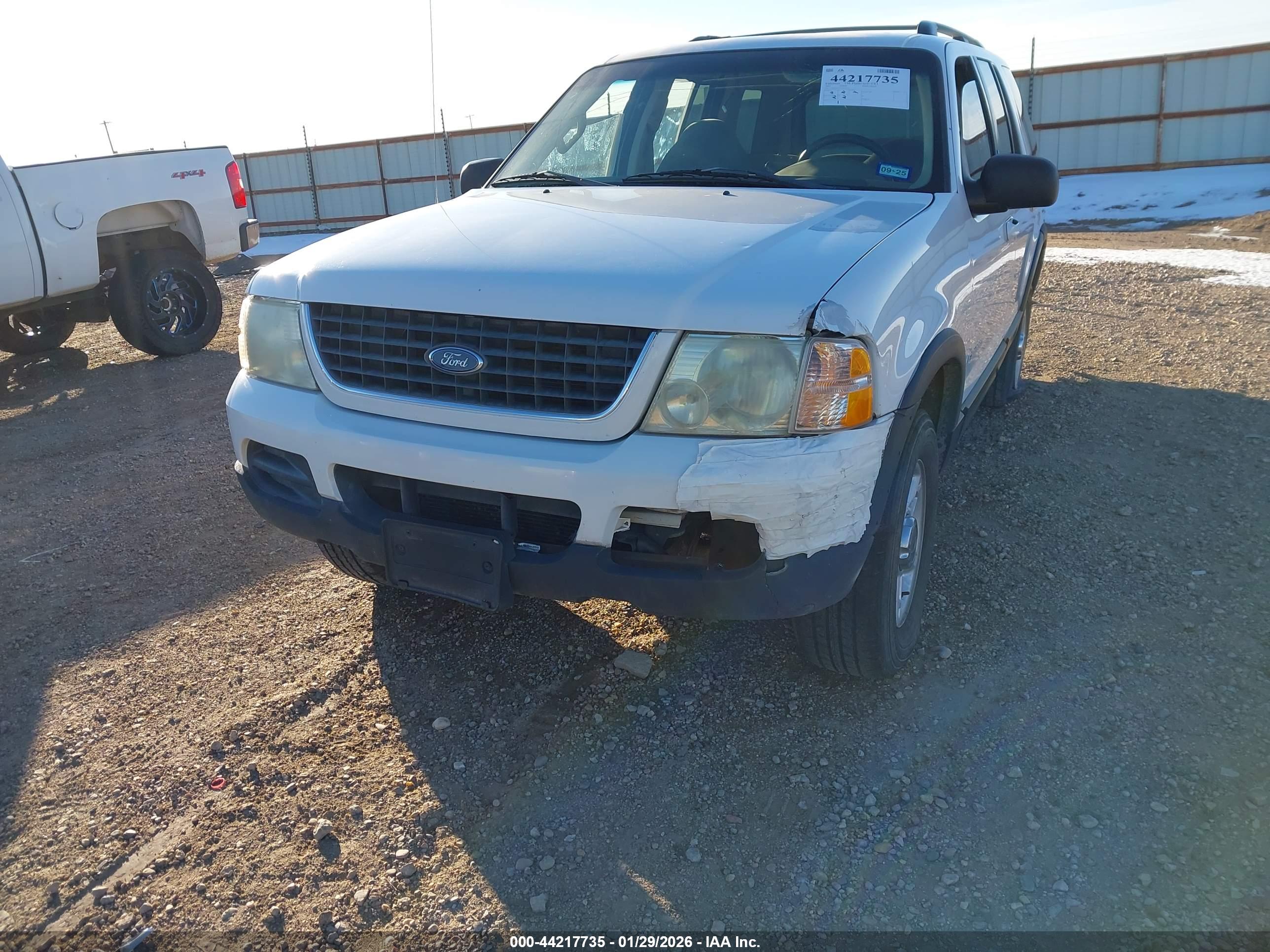 FORD EXPLORER image 6