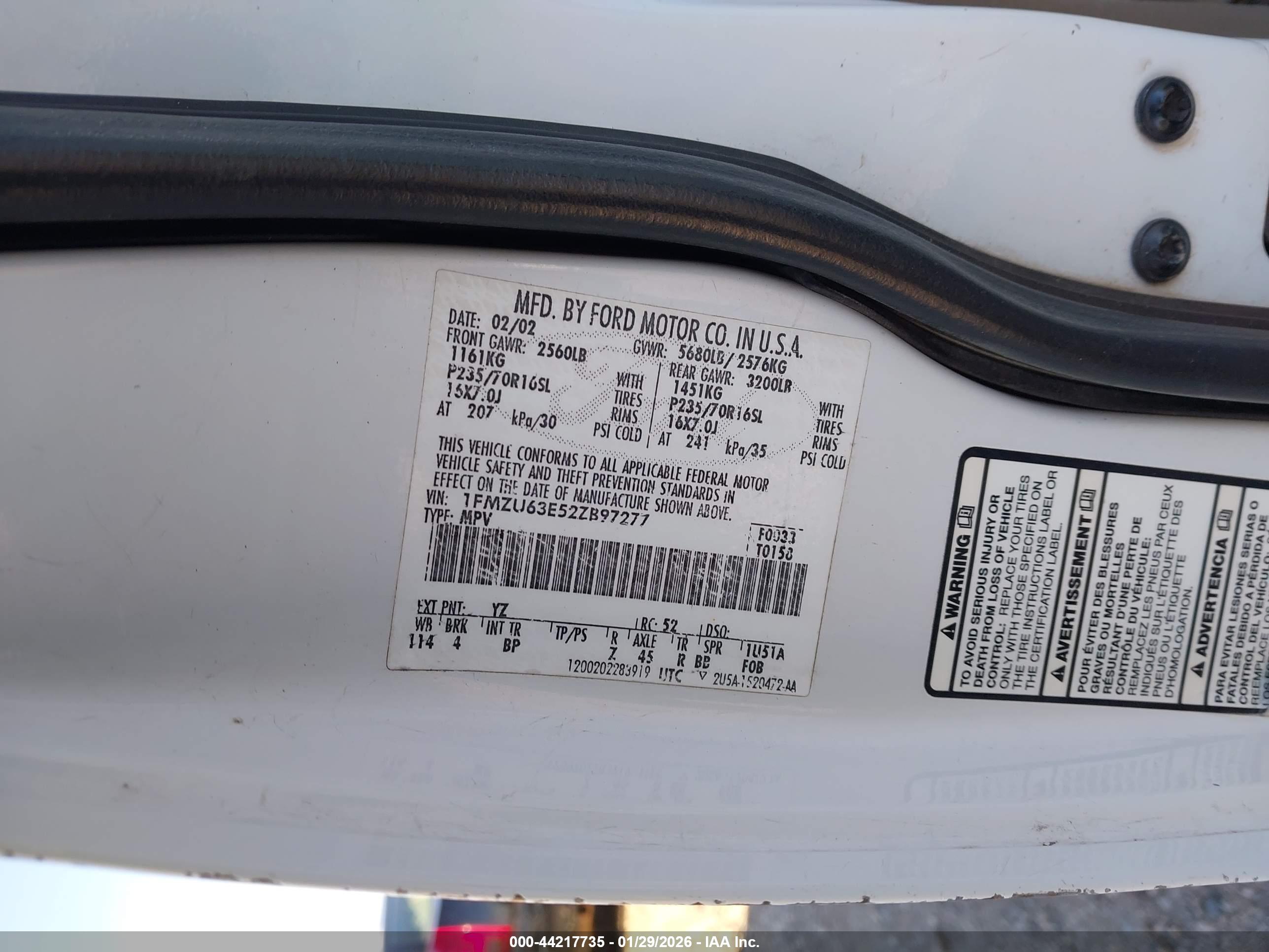 FORD EXPLORER image 9