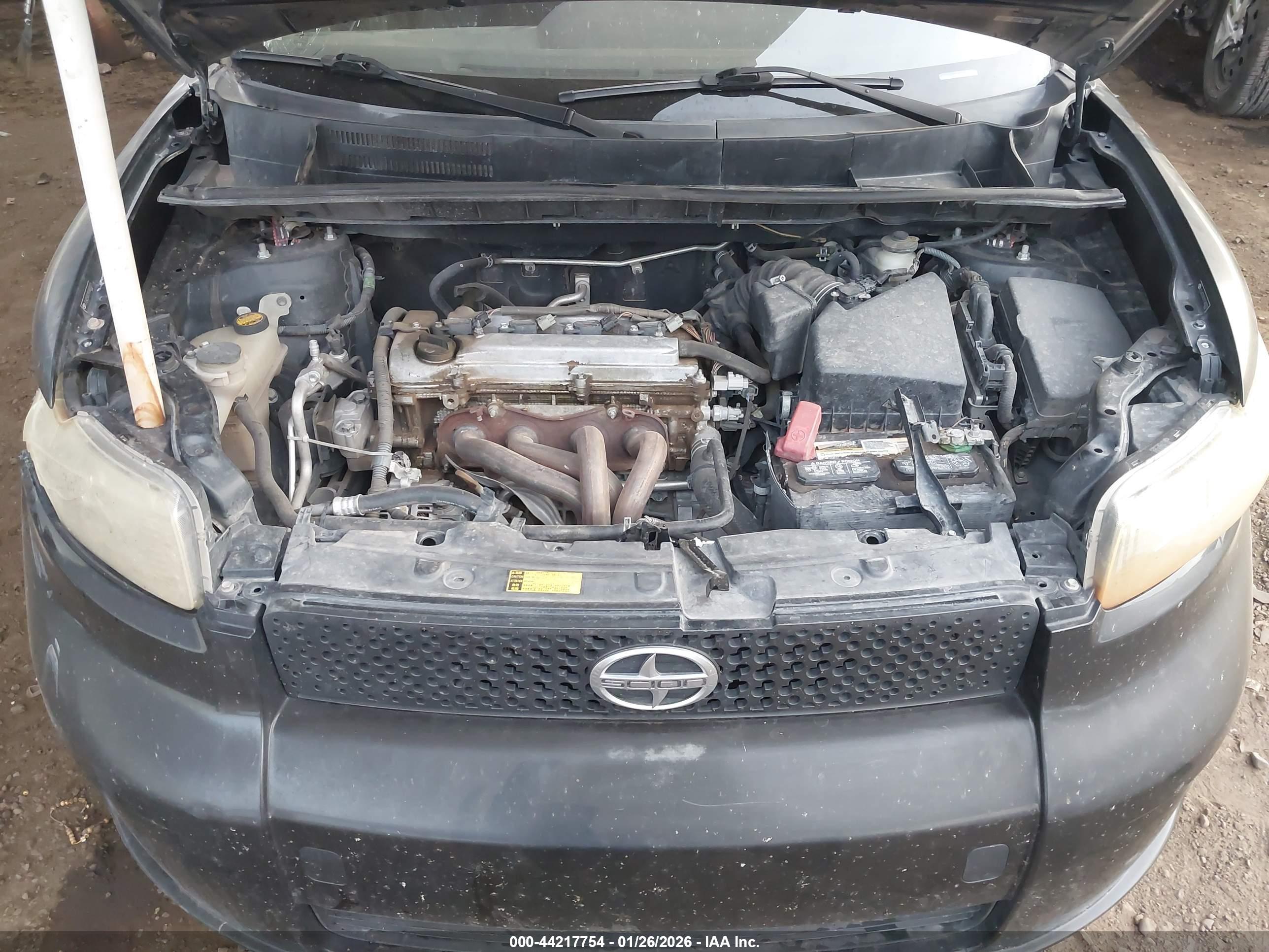 SCION XB image 10