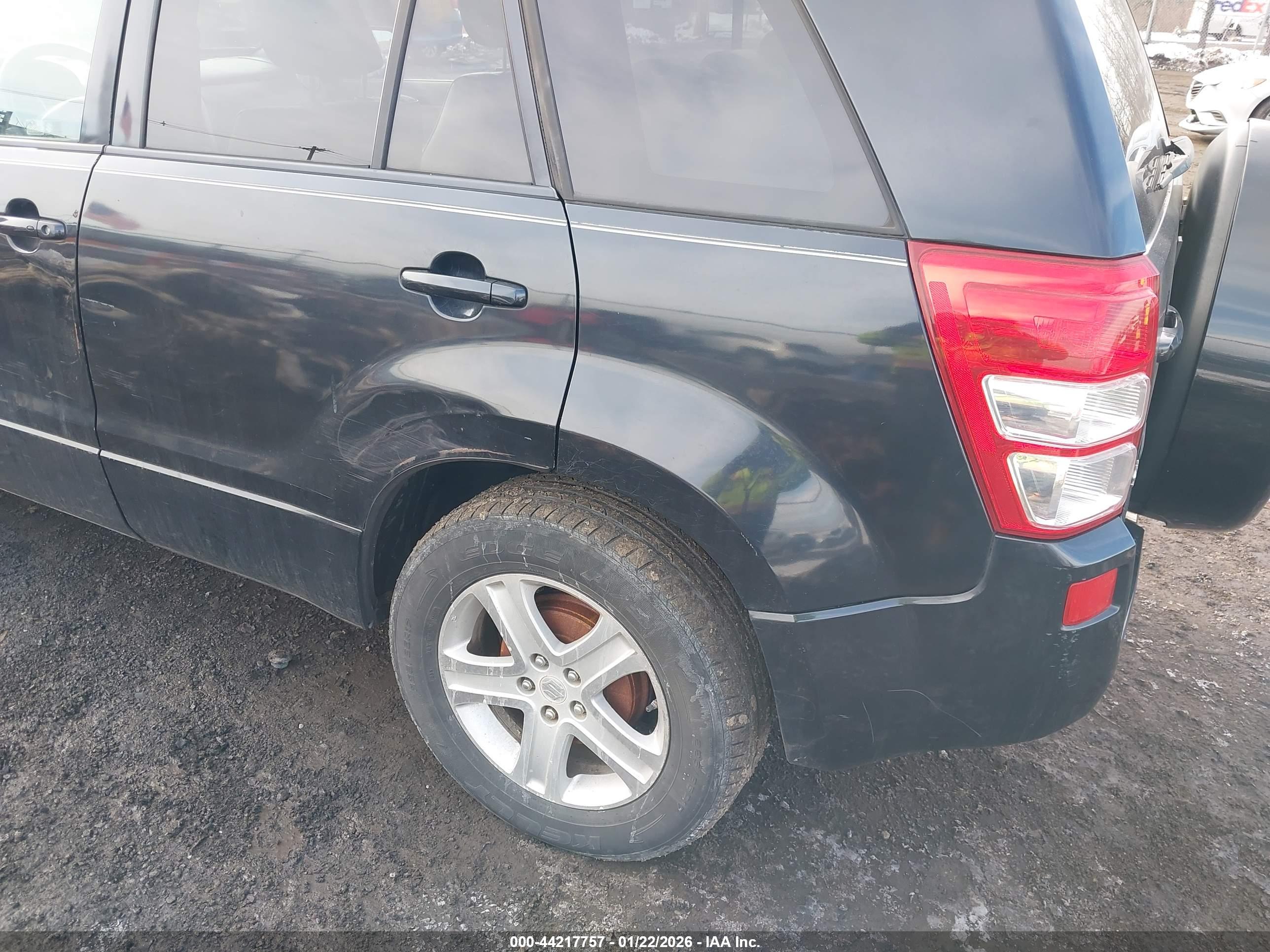 SUZUKI GRAND image 6