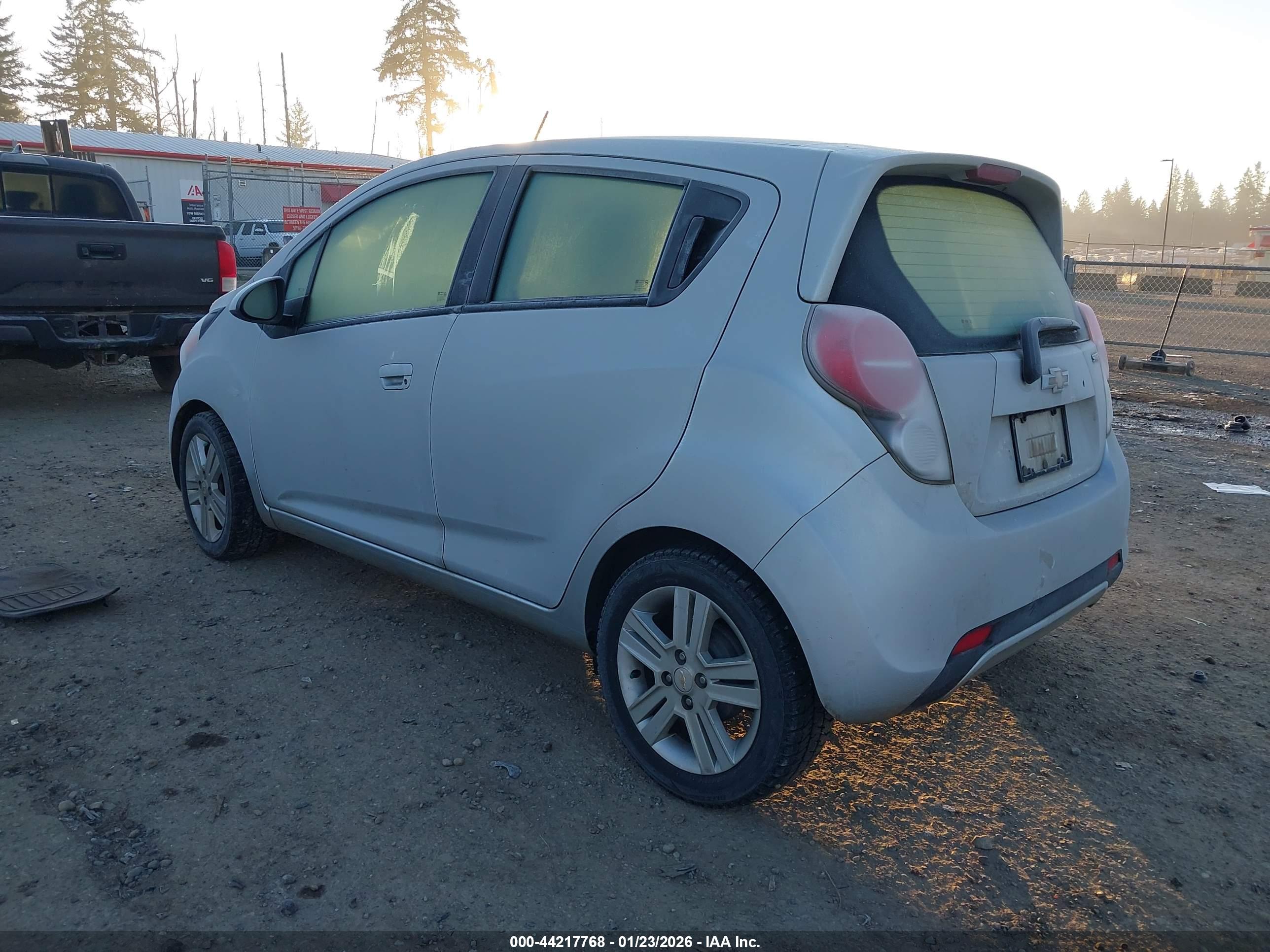 CHEVROLET SPARK image 3